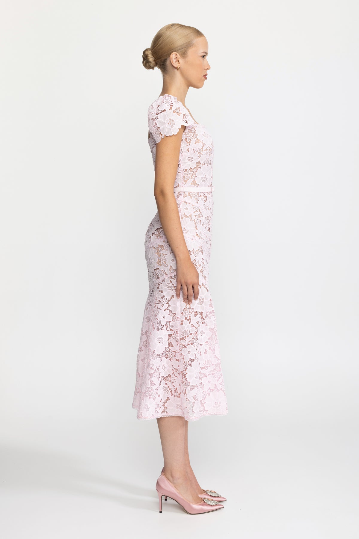 Guipure Lace Puff Sleeve Midi Dress - Pink