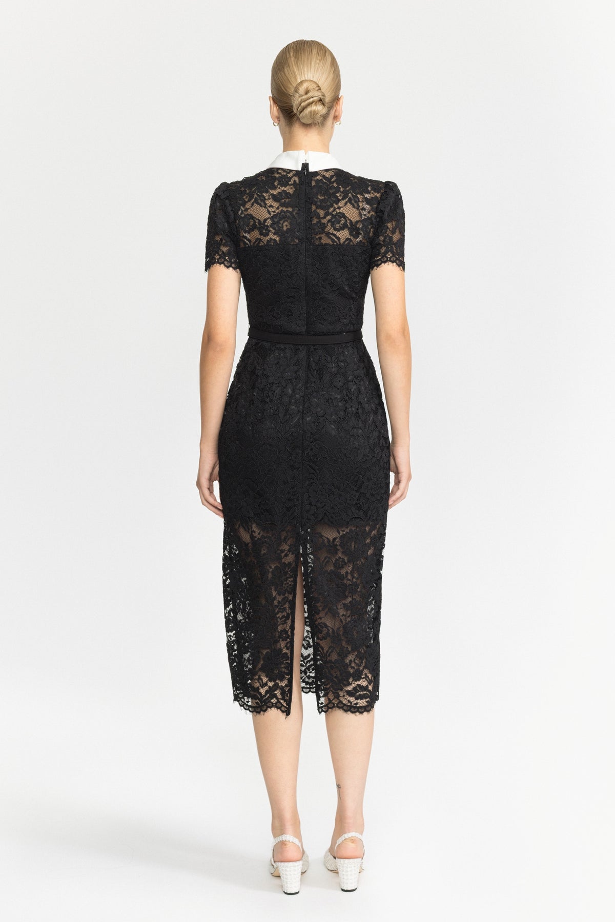 Rochie midi neagră cu guler cu fundă din dantelă cordonată 
