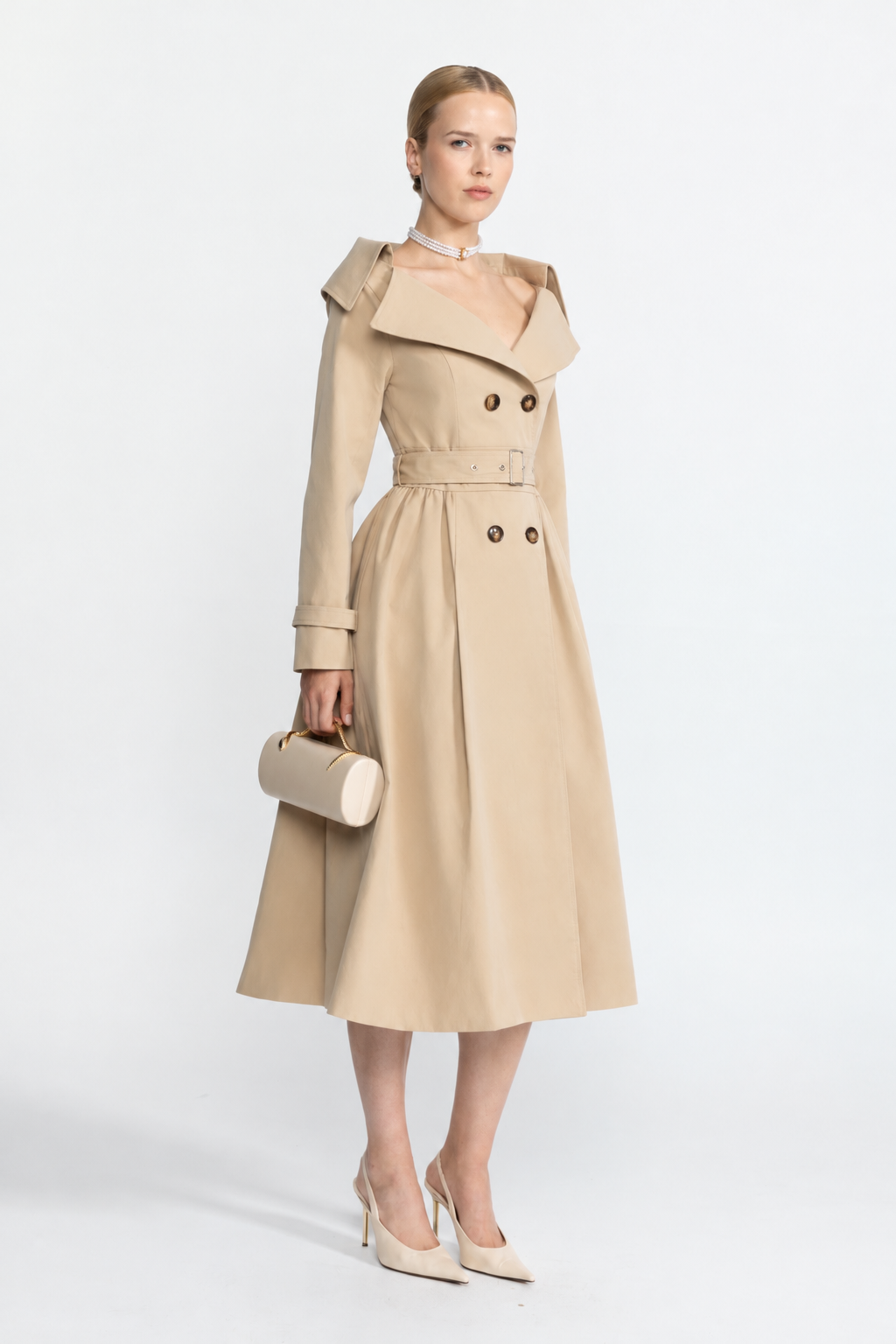 Rochie-trench bej cu guler off-shoulder și cordon în talie 