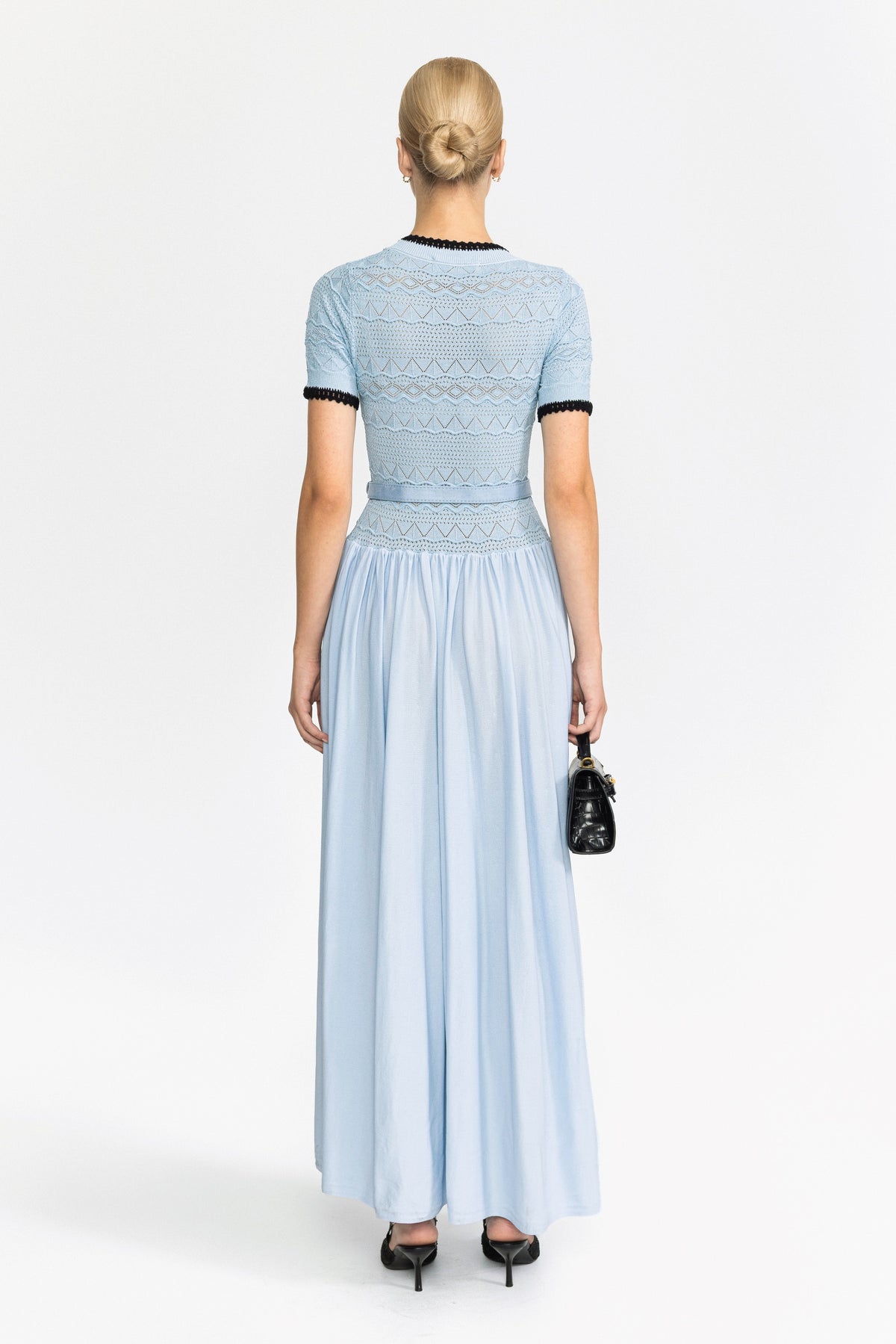 Rochie maxi cu corsaj din tricot pointelle și cordon în talie - albastru deschis 