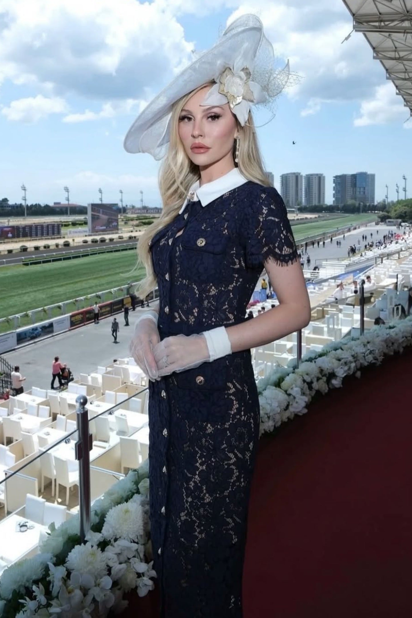 Rochie midi din dantelă florală cu guler croitorit și talie cu curea - Navy 