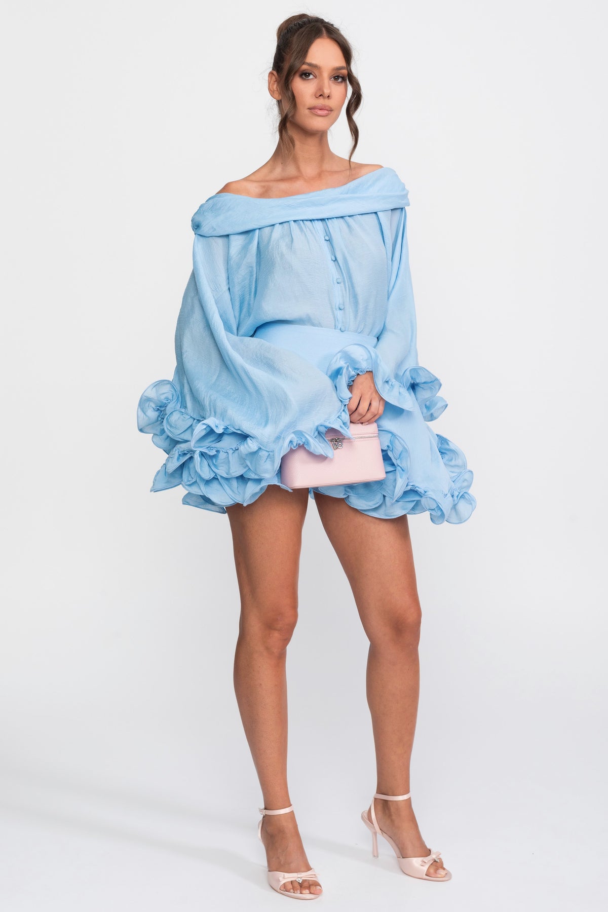 Rochie mini cu umerii goi și tiv cu volane, cu mâneci lungi - Light Blue 