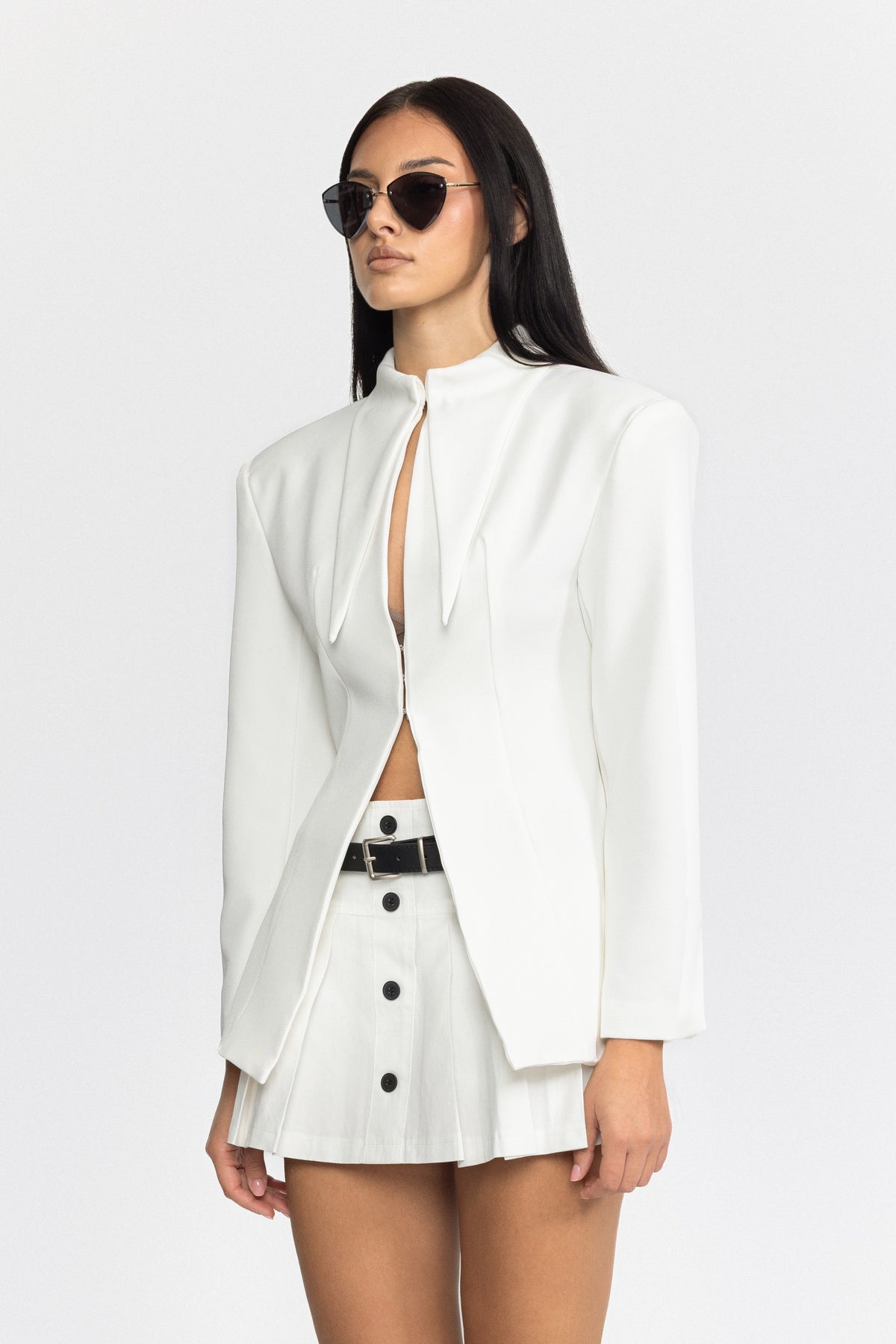 Sculpted Pointed-Collar Hook-Front Blazer - White