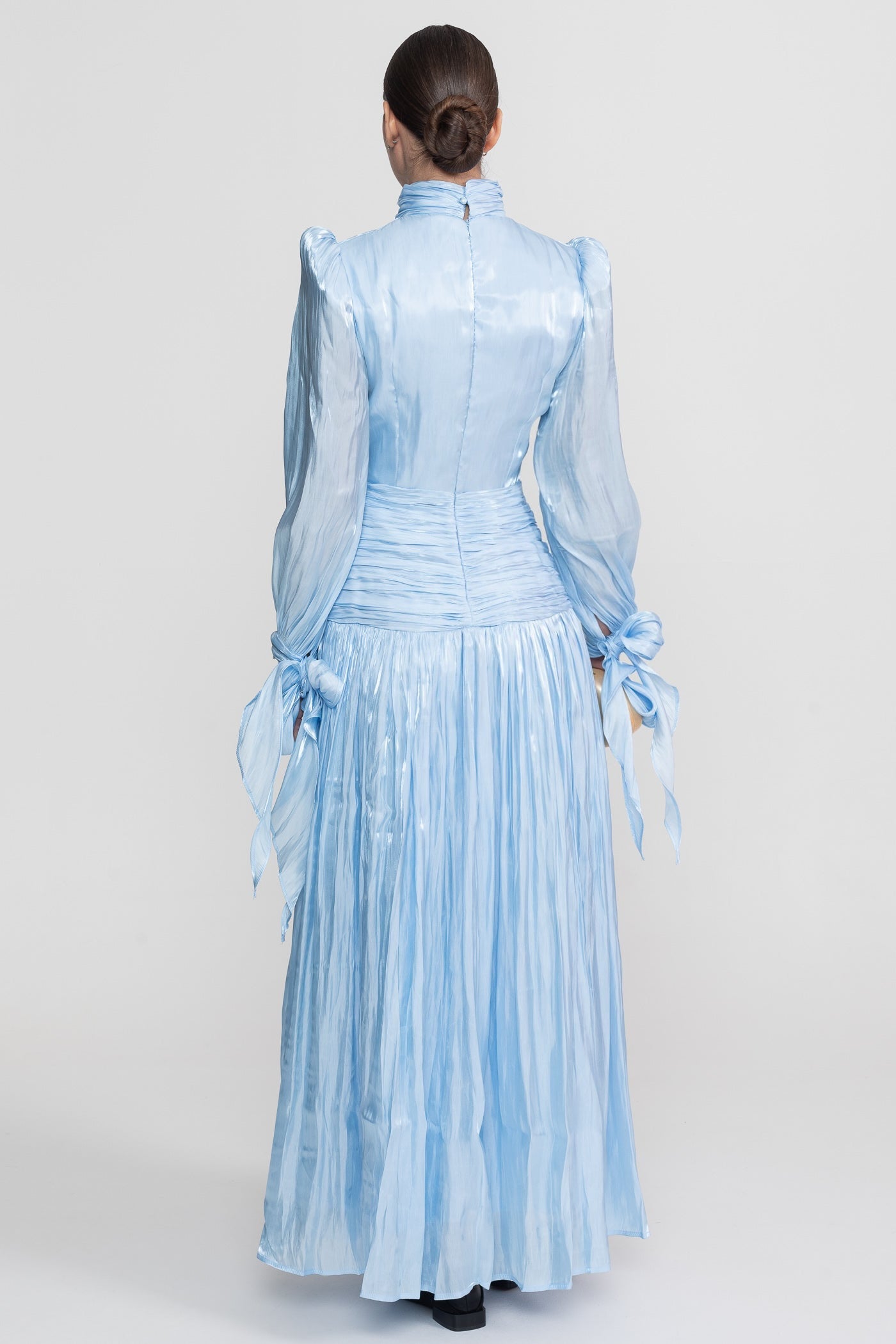 Rochie maxi cu mâneci lungi drapate și fustă plisată - Sky Blue 