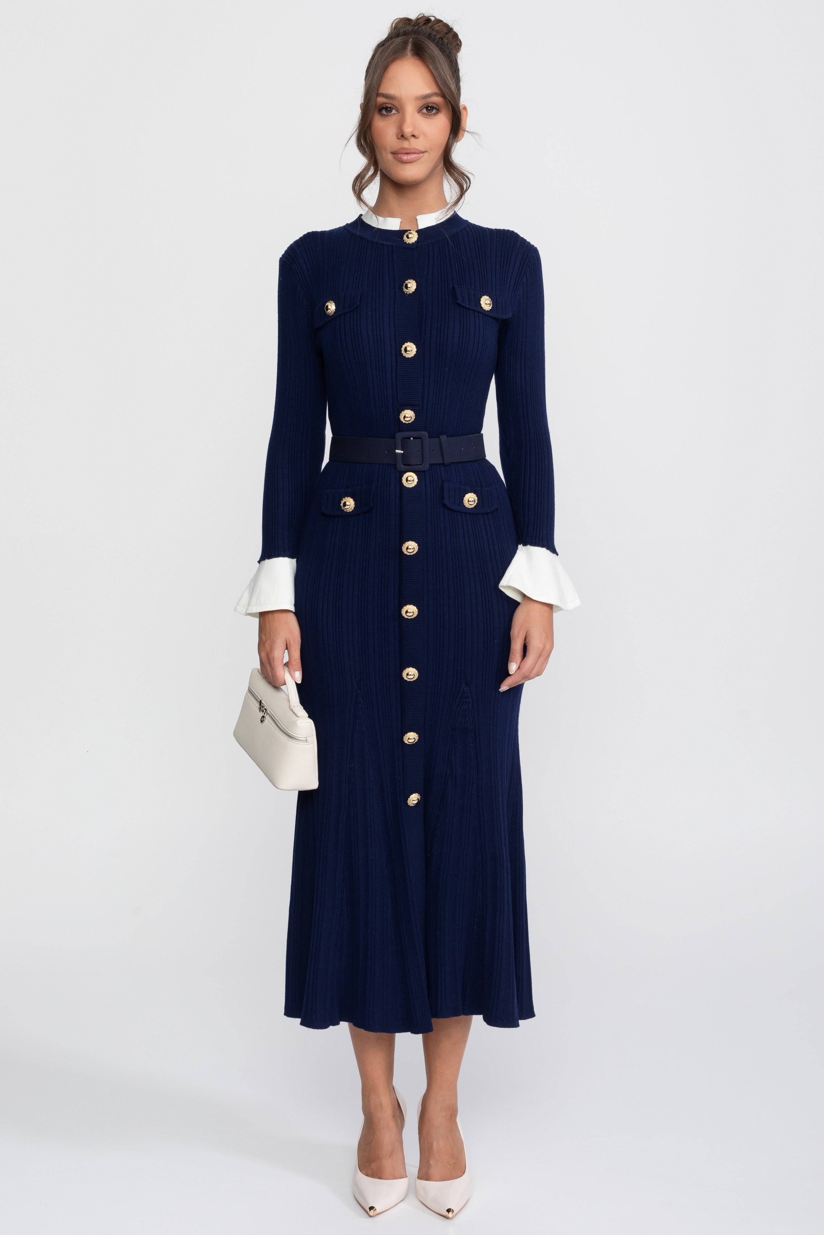 Rochie midi tricotată cu nervuri, cu centură, manșete și guler albe - Navy 