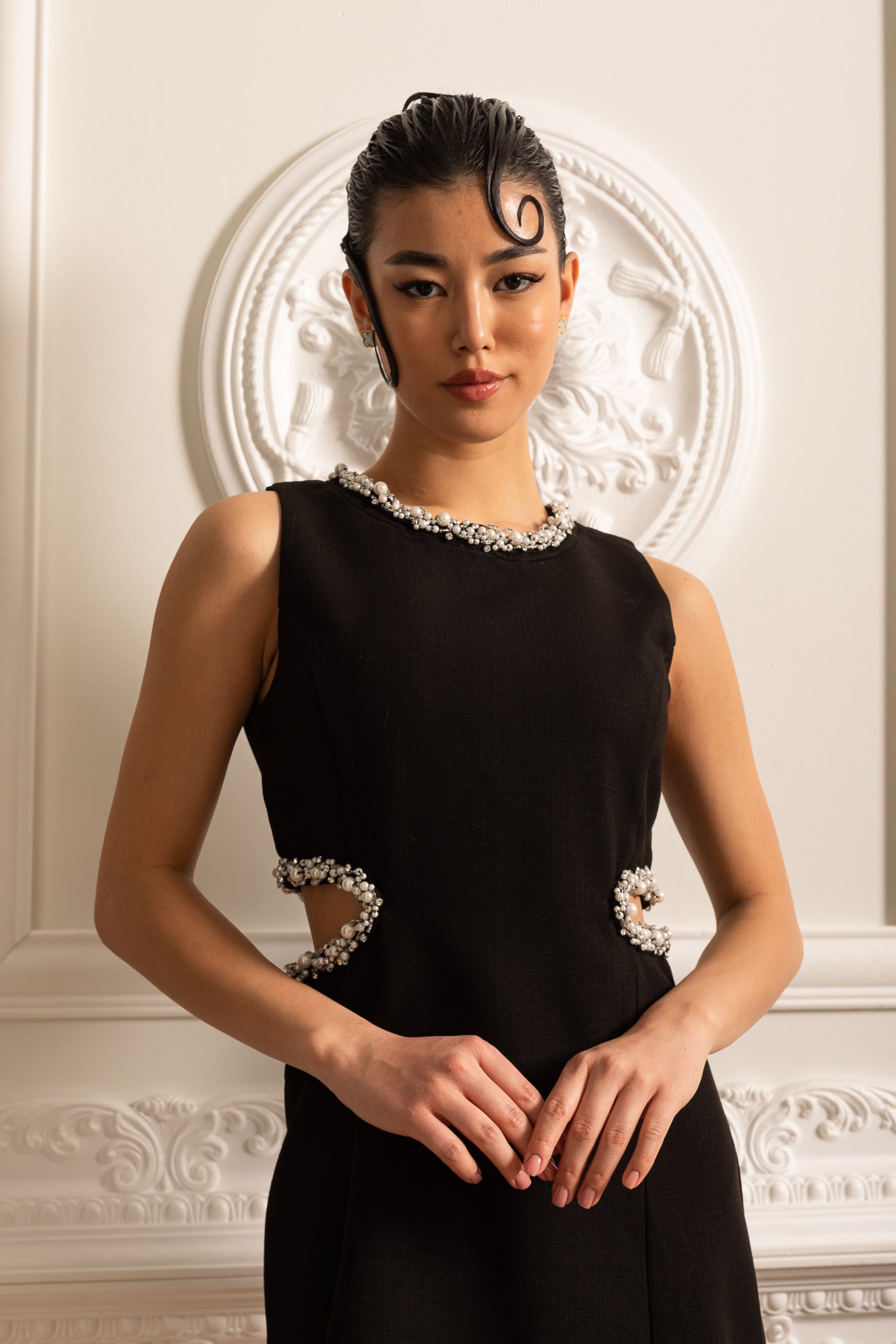 Elegant Mini Dress With Side Cutouts And Pearl Detailing - Black