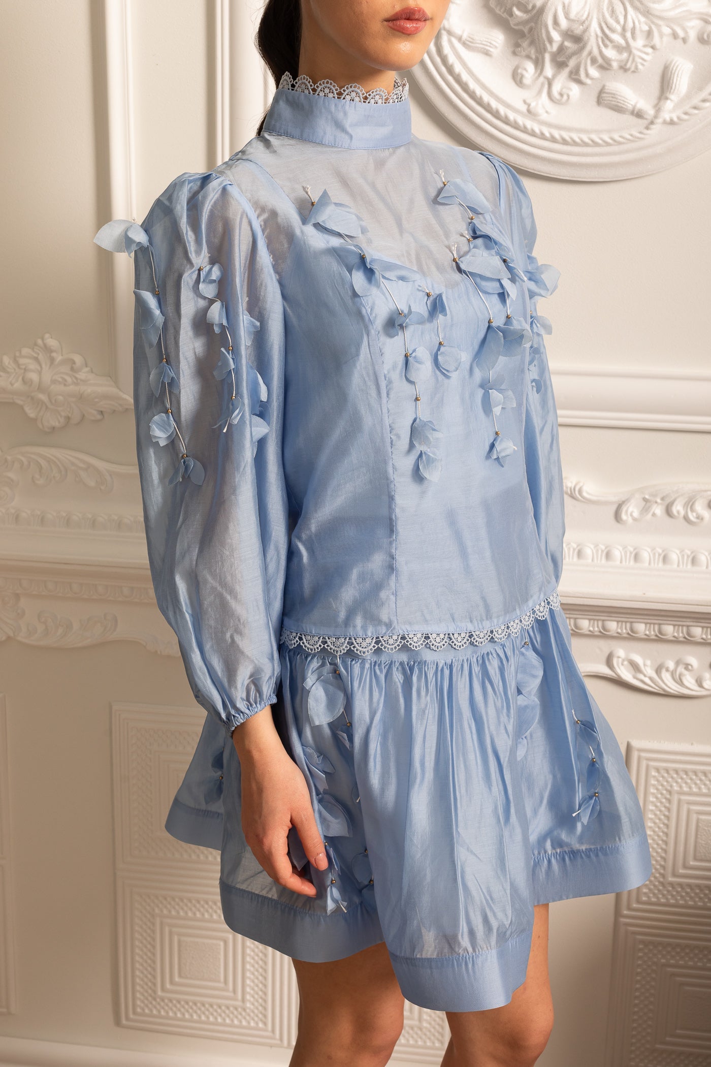 Elegant Floral Co-Ord With Delicate Lace Trim Accents - Blue