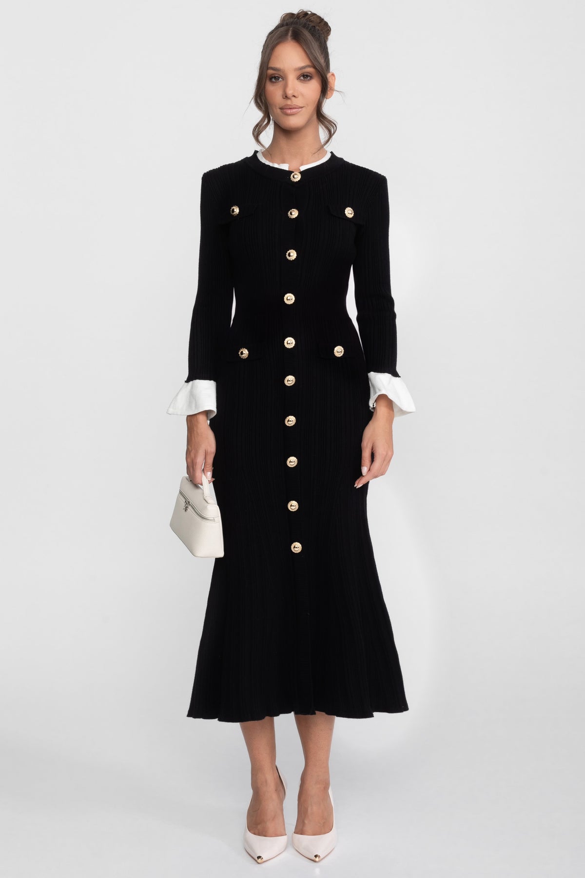 Rochie midi tricotată cu model ribbed, cu manșete și guler albe - Negru 