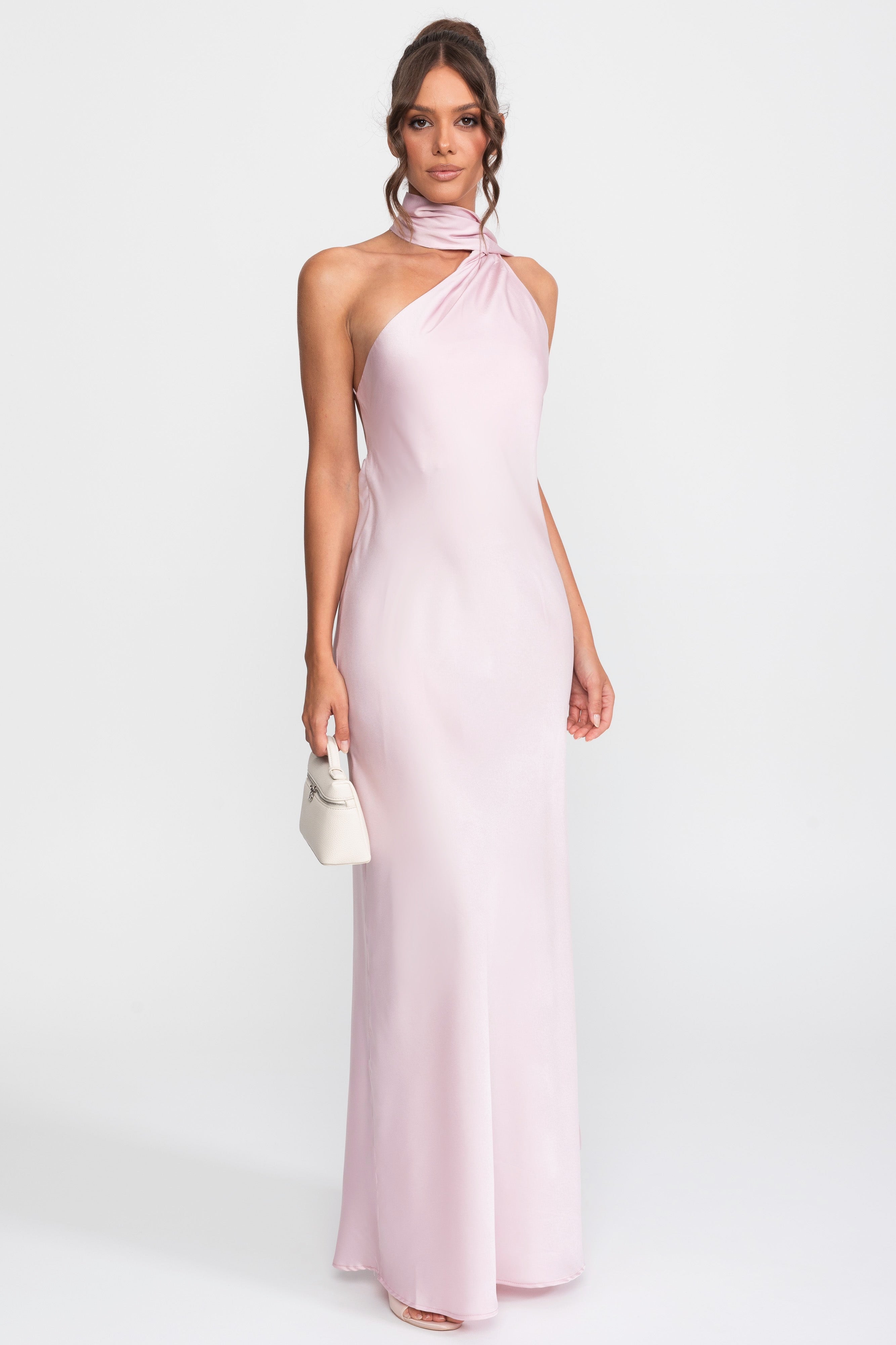 Rochie slip din satin cu decolteu halter răsucit și linie asimetrică a gulerului - Roz 