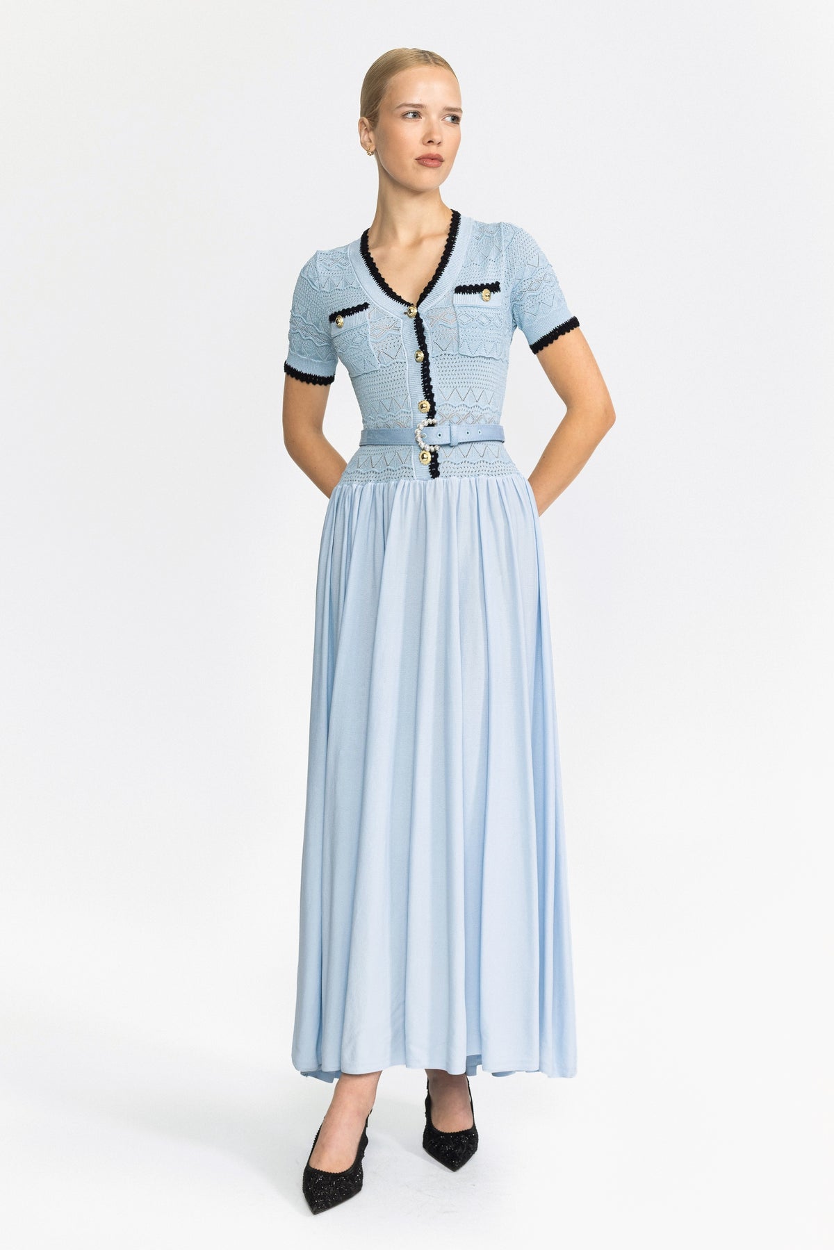 Rochie maxi cu corsaj din tricot pointelle și cordon în talie - albastru deschis 