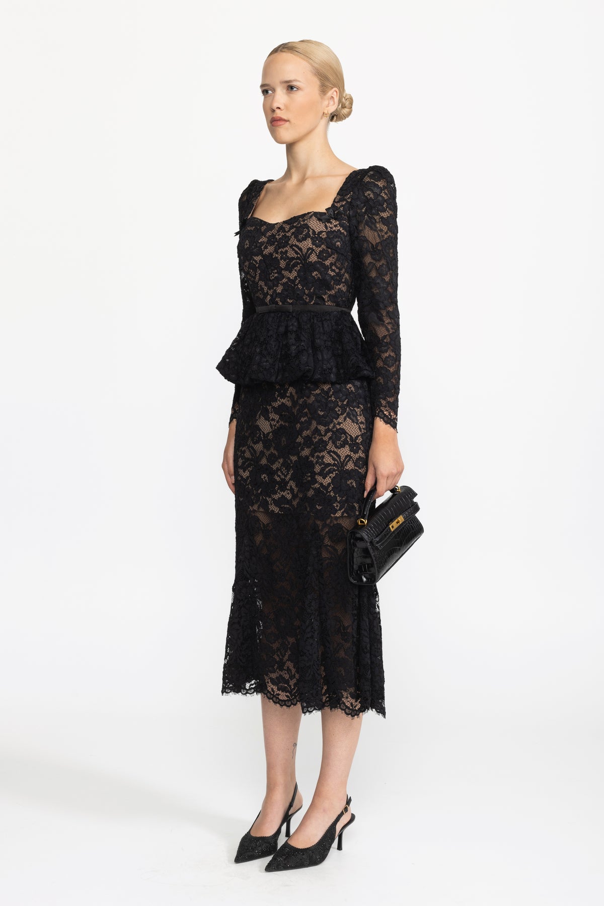 Lace Sweetheart Peplum Midi Dress with Puff Sleeves - Black