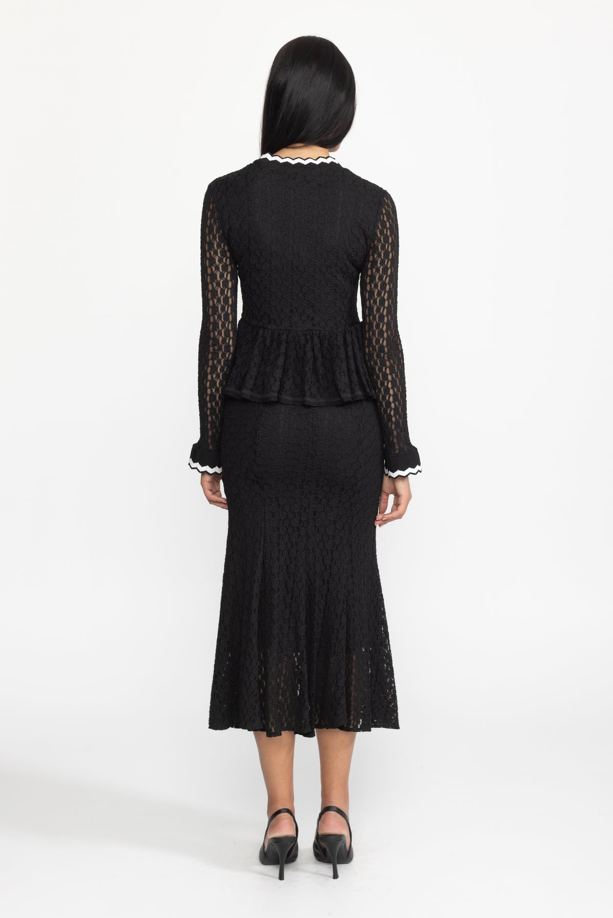 Rochie midi din tricot croșetat cu peplum și bordură ric-rac - negru 