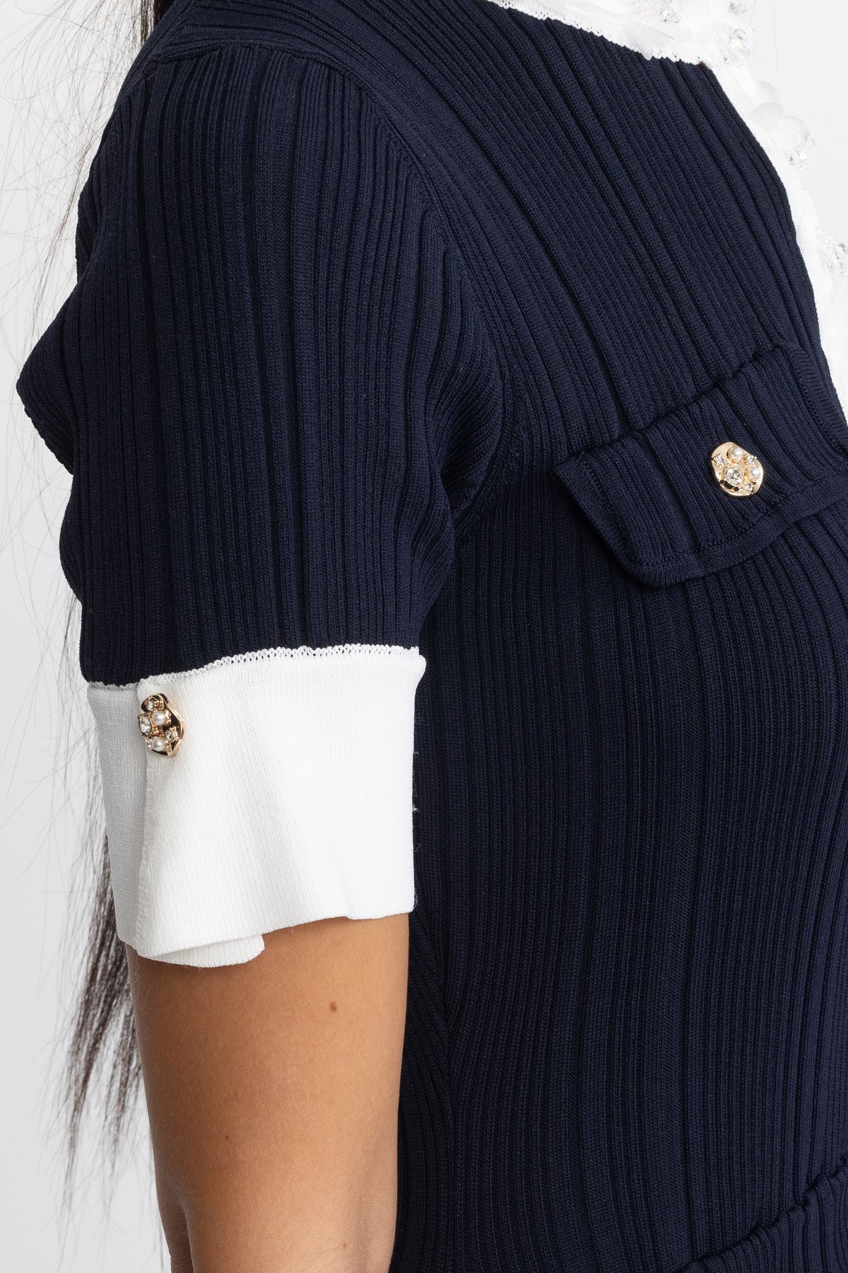 Rochie midi din tricot plisat cu volan la tiv - bleumarin 