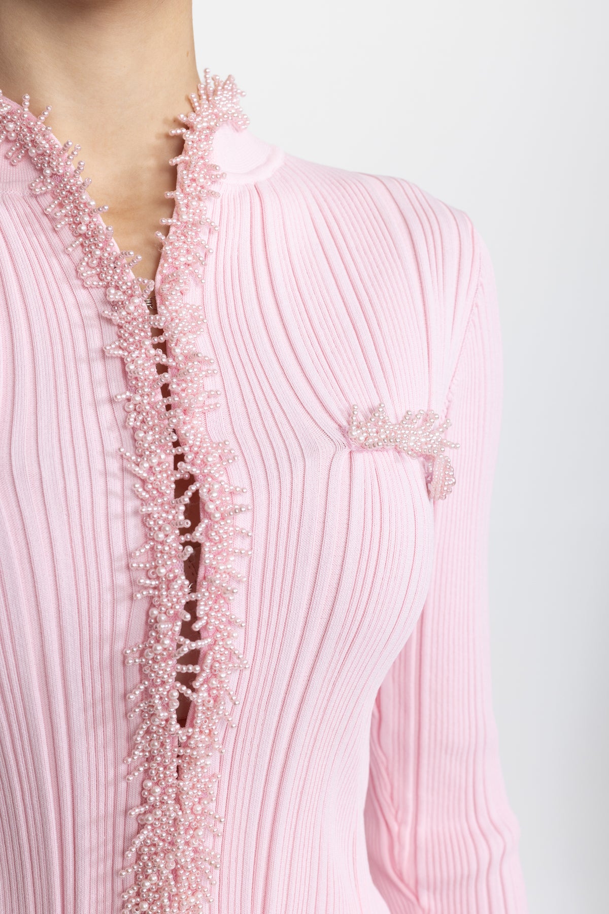 Set coordonat cardigan din tricot reiat cu bordură cu mărgele și fustă mini - Roz 