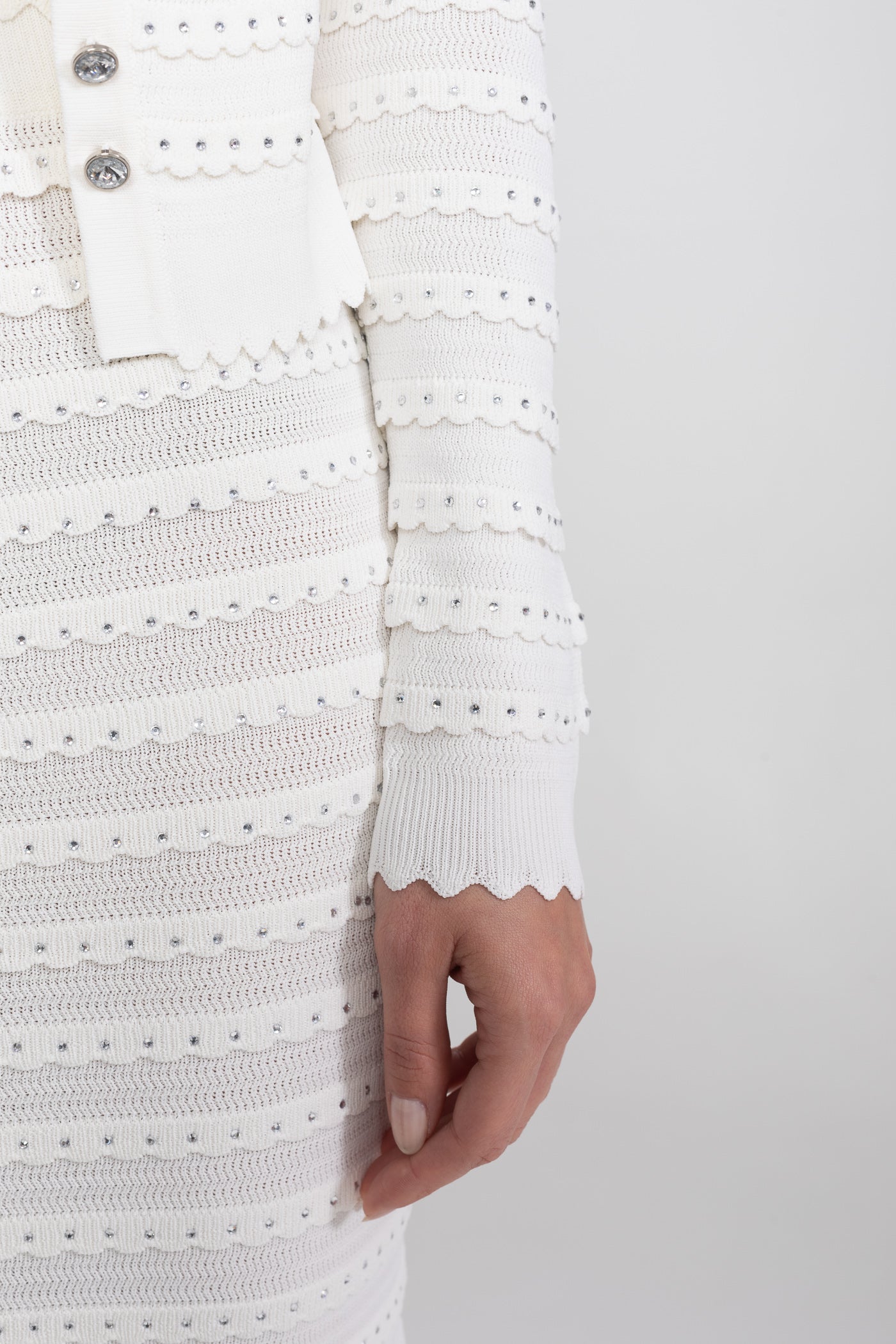 Set din tricot texturat, în 3 piese, cu blazer, top și fustă midi - alb 