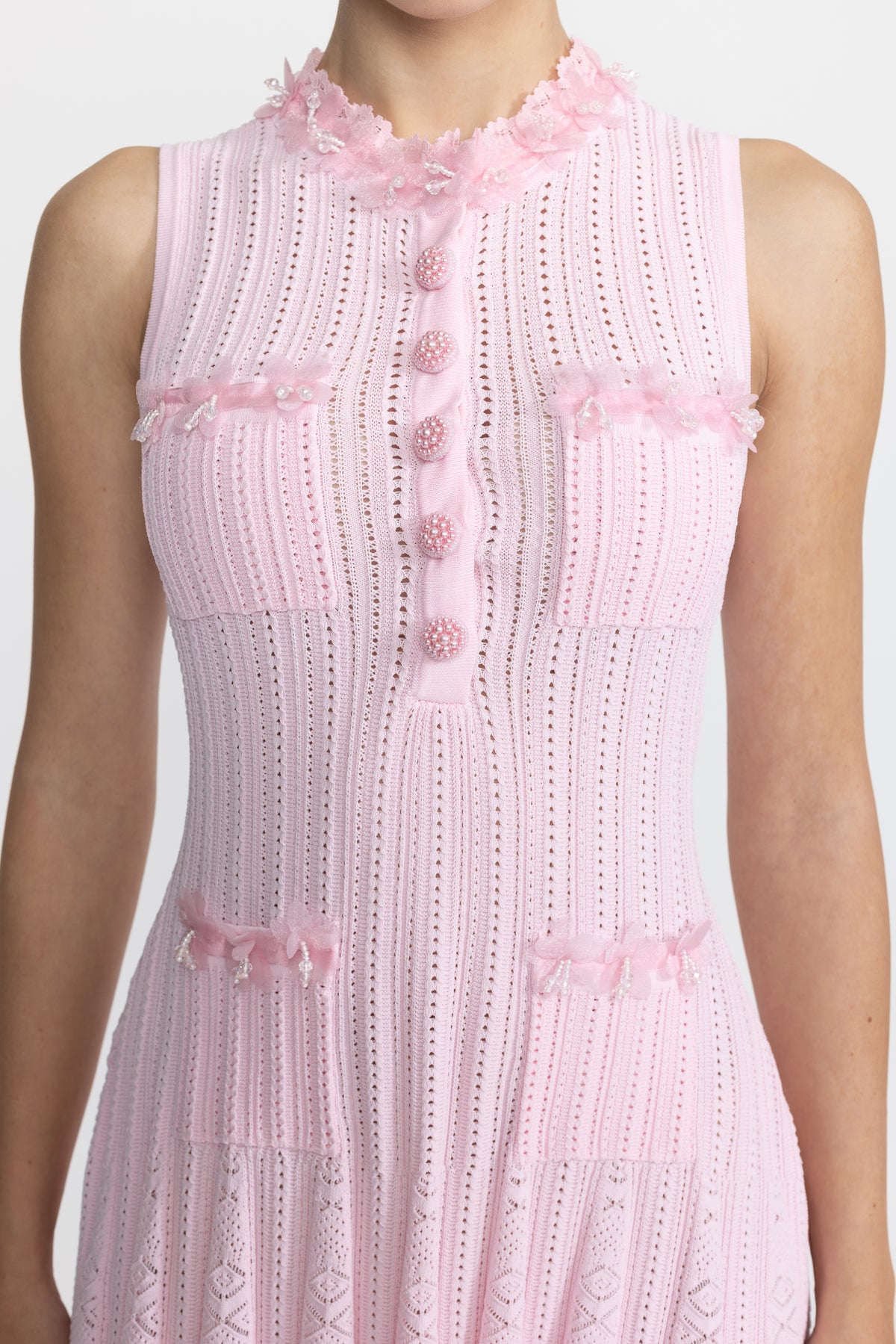 Rochie mini tricotată pointelle cu aplicații florale din organza - Roz 