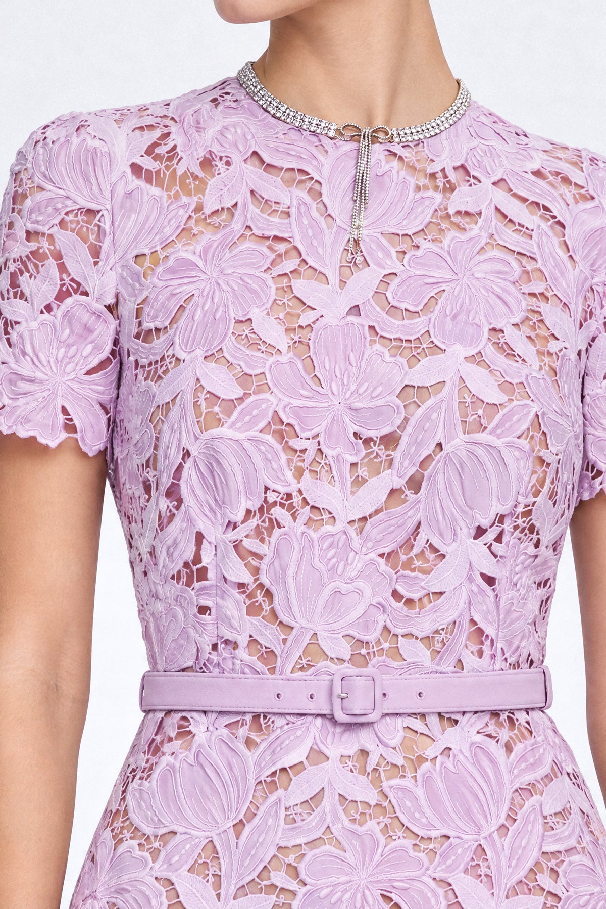 Rochie midi din dantelă Guipure florală - Lilac 
