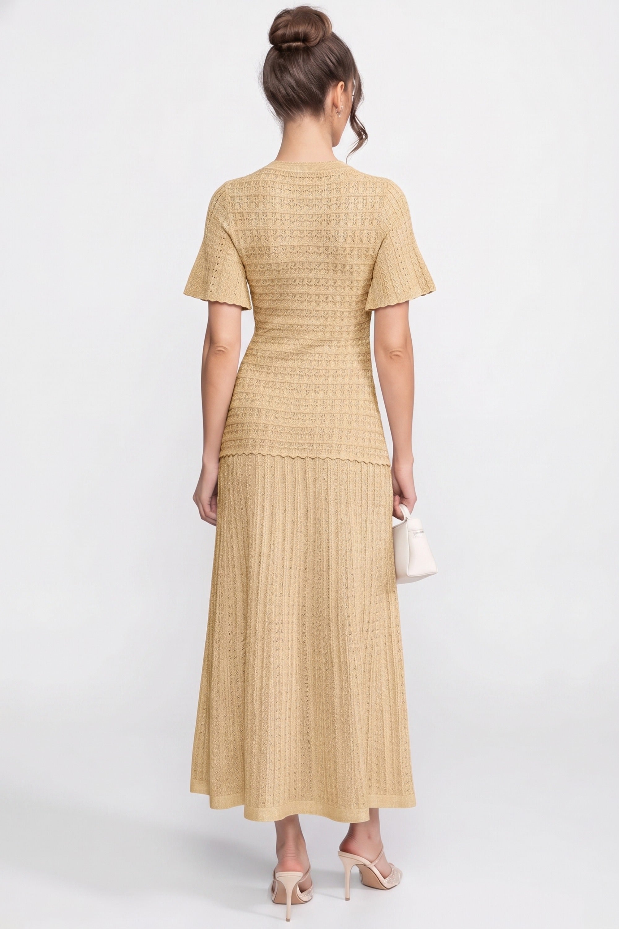 Rochie midi cu mânecă scurtă și textură tricotată cu sclipiri - Beige 