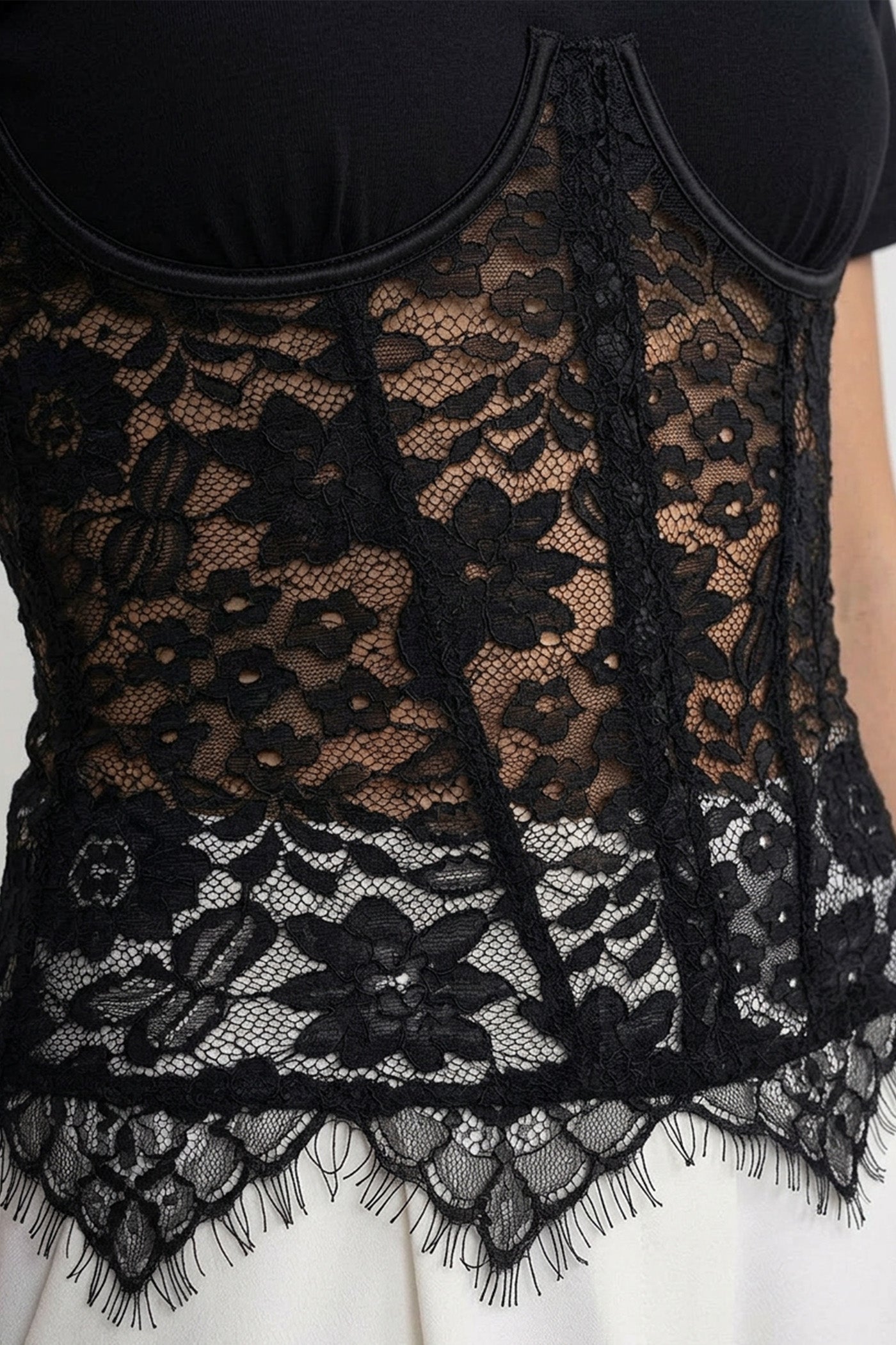 Top cu mâneci scurte și suprapunere de corset din dantelă - Negru 