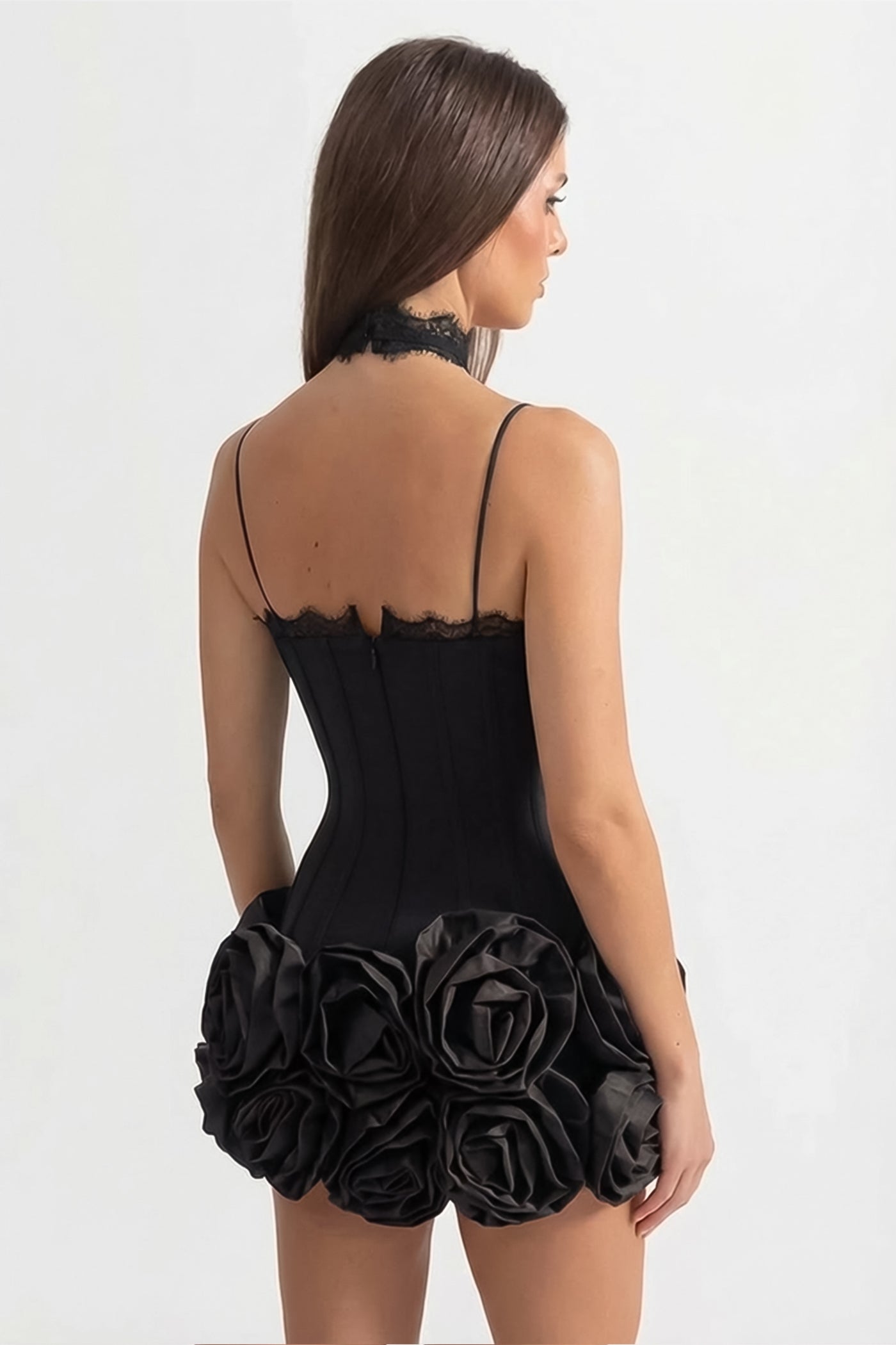 Rochie mini corset cu guler la gât și tiv cu trandafir 3D – Negru 