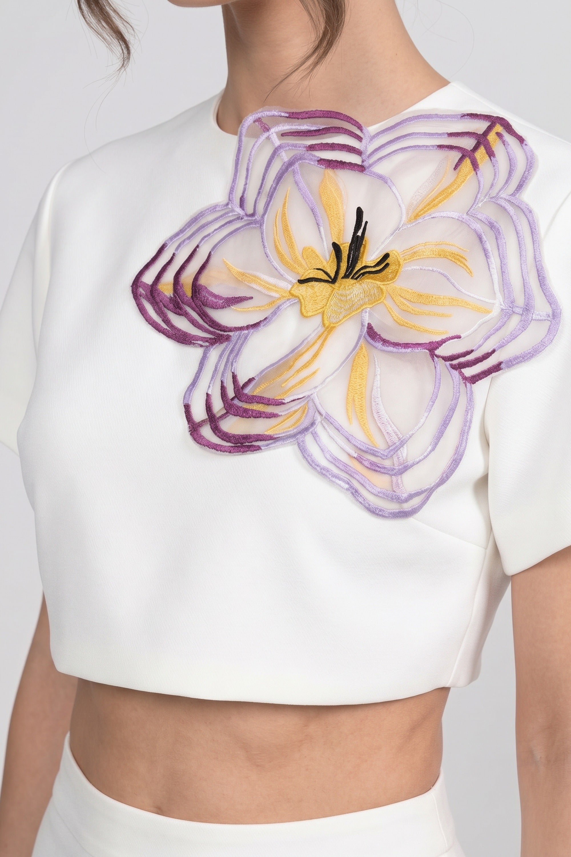 Set Co-Ord cu imprimeu floral, mânecă scurtă, cu top crop și fustă maxi - alb 