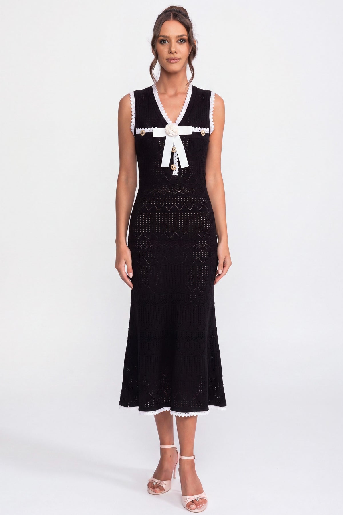 Rochie midi tricotată croșetat cu bordură neagră și fundiță - Negru 