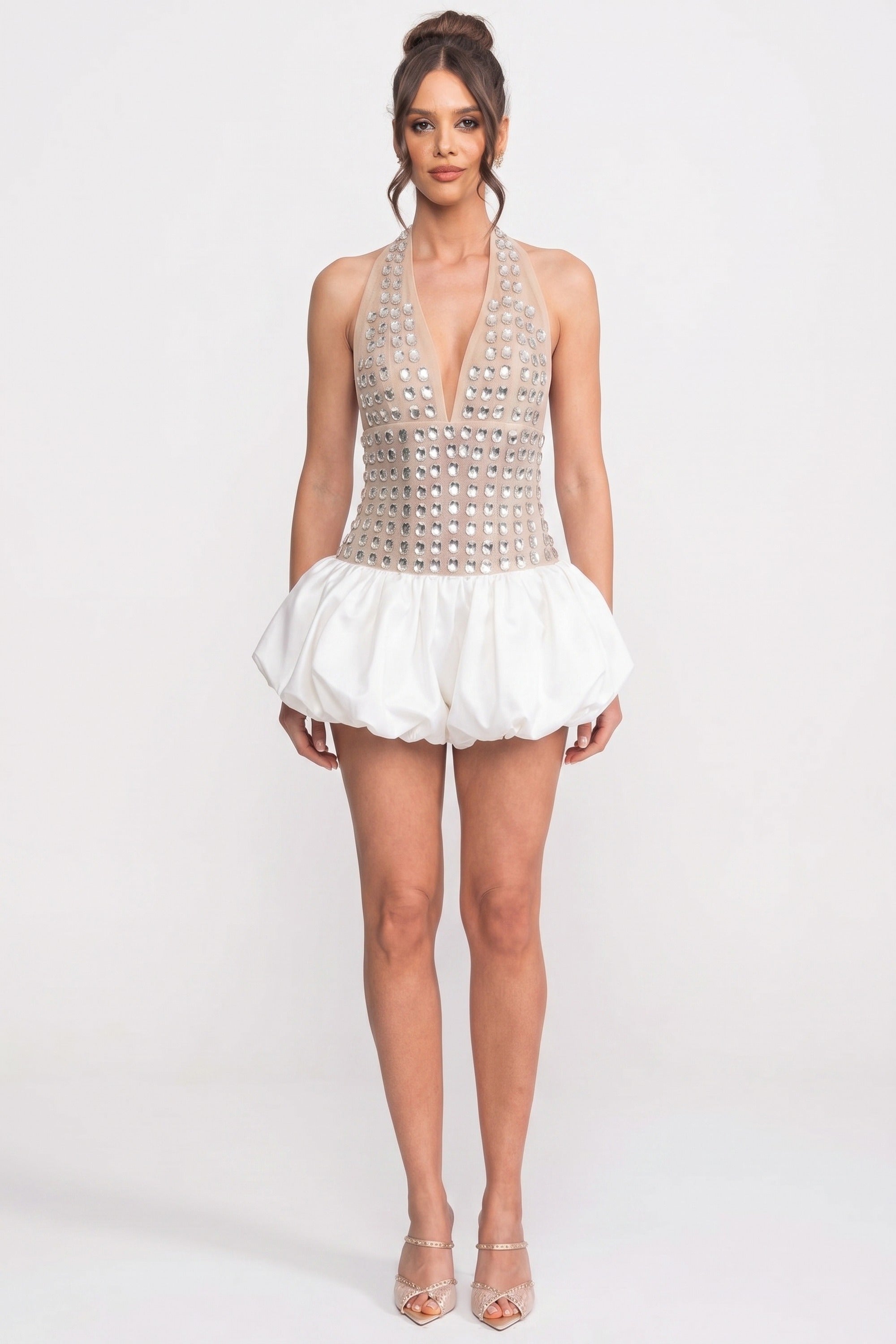 Rochie mini halter cu aplicații de cristale și fustă tip bubble - Albă 