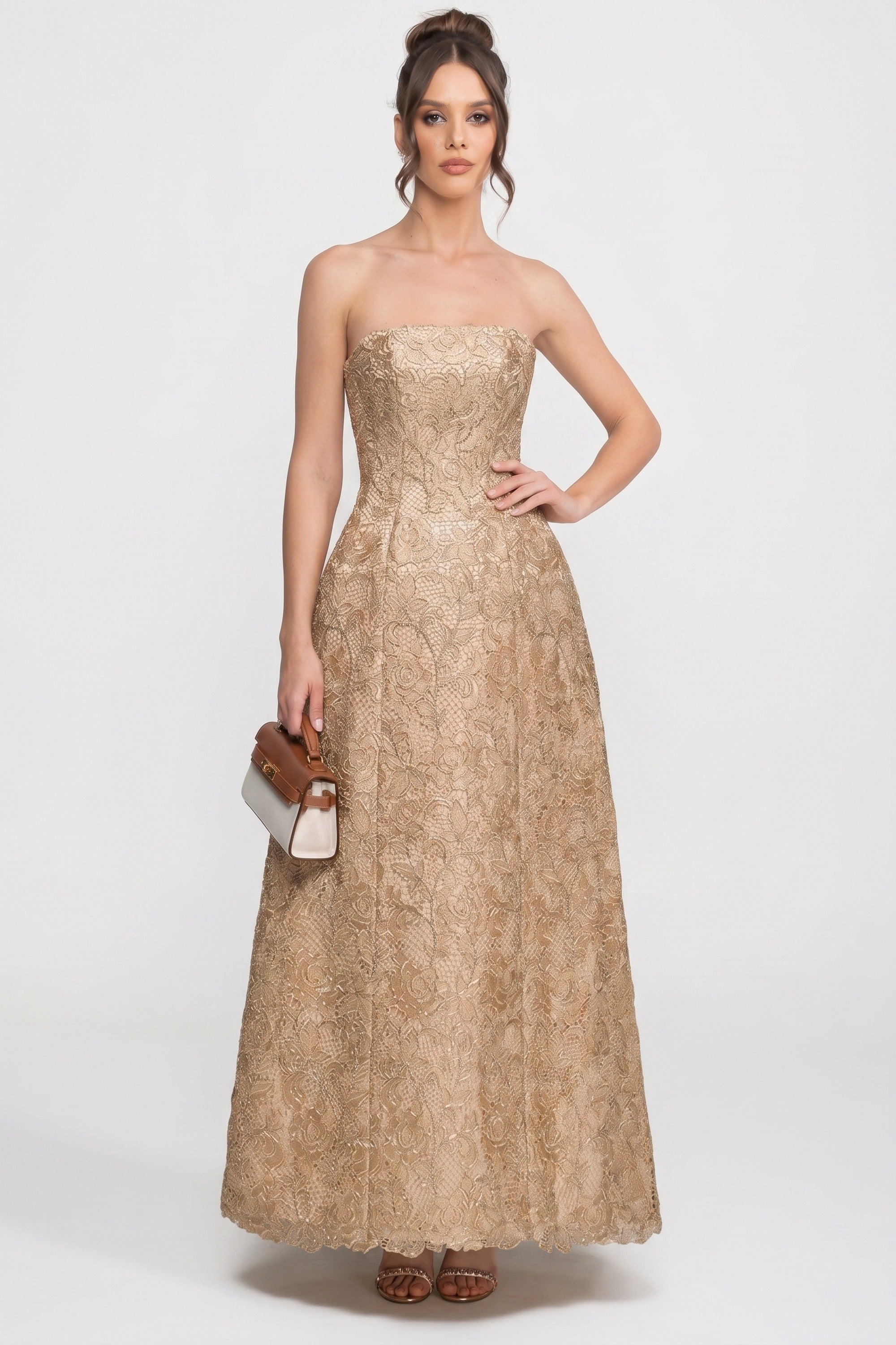 Rochie de gală cu dantelă florală, fără bretele, cu fustă amplă în linie A - Gold 