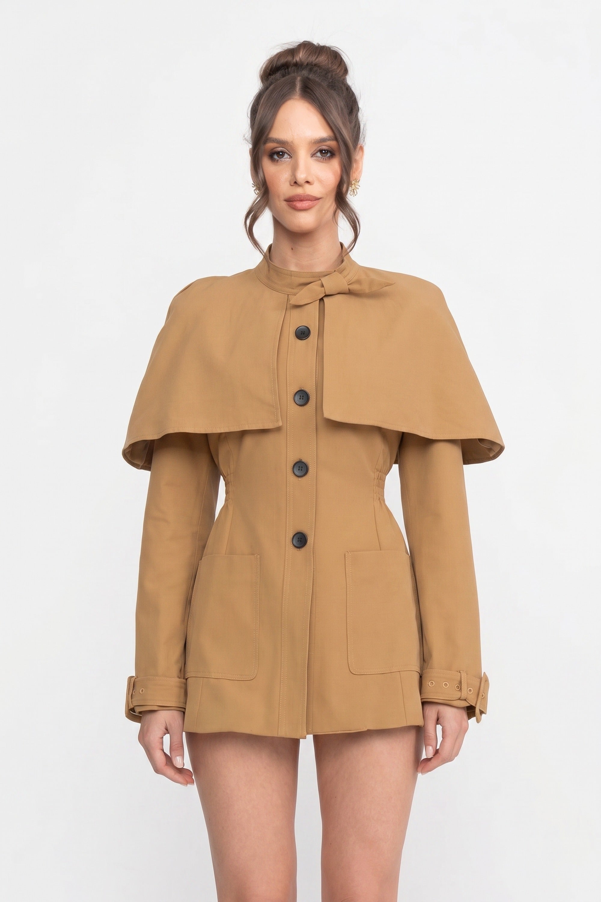 Rochie-palton cu nasturi în față și suprapunere structurată tip capă - Khaki 