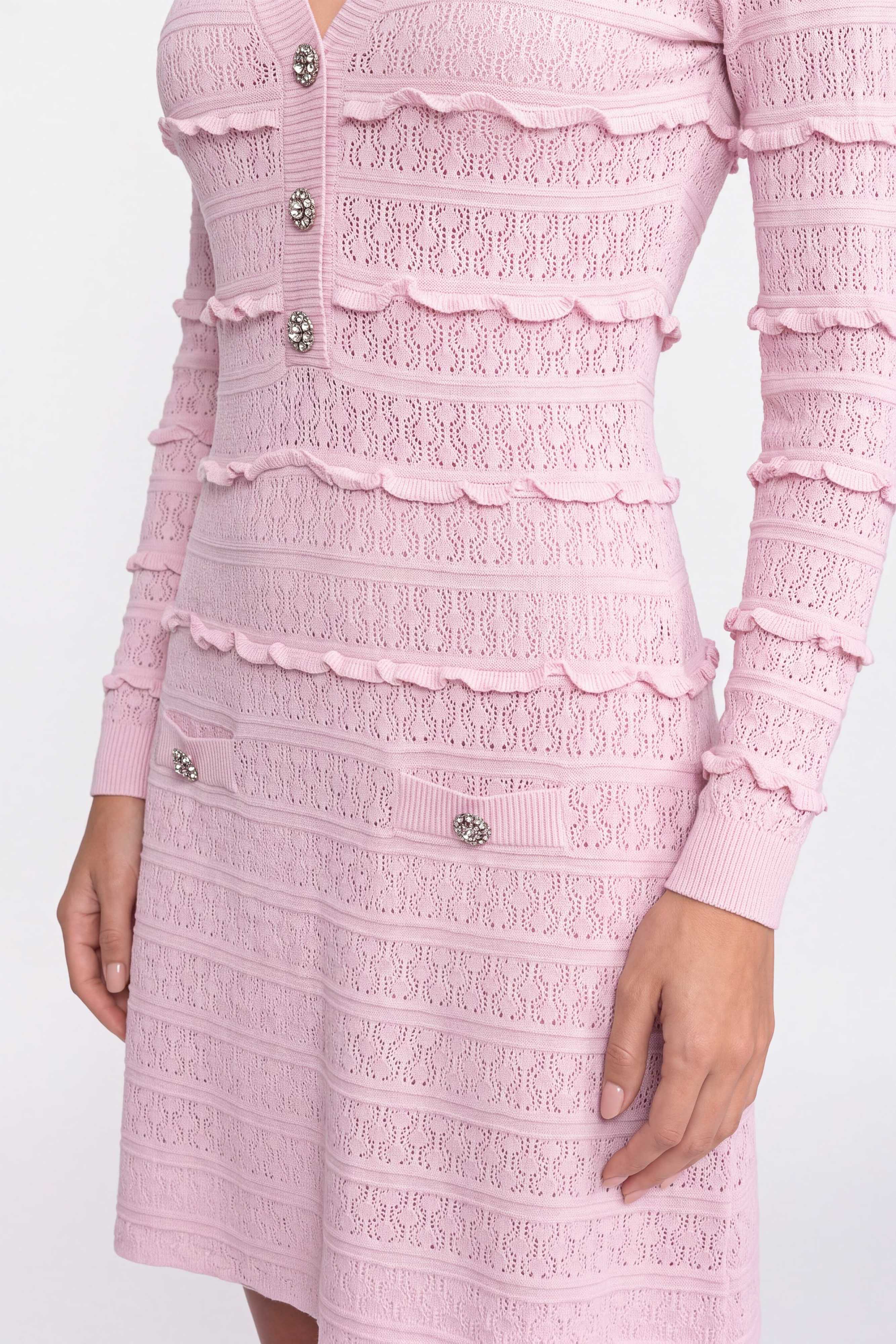Rochie tricotată fit and flare cu închidere în față, cu nasturi din cristal - Pink 