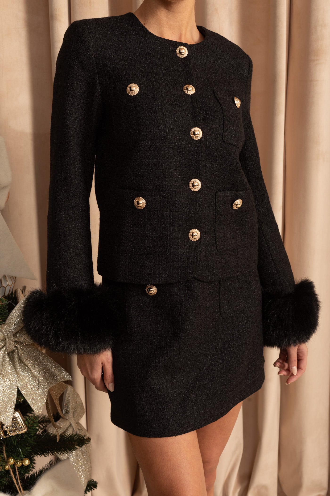 Tweed Blazer With Faux Fur Cuffs And Gold Buttons – Black