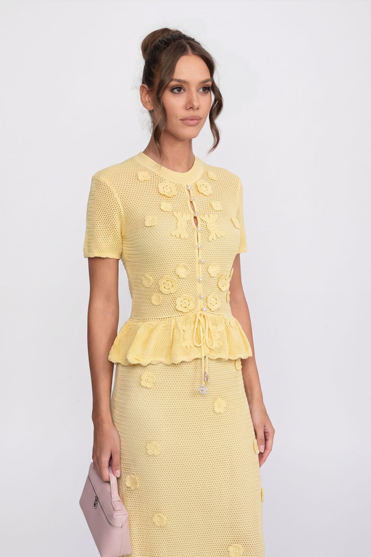 Rochie maxi peplum din croșetă florală, cu talie ajustabilă cu șnur - Galben 