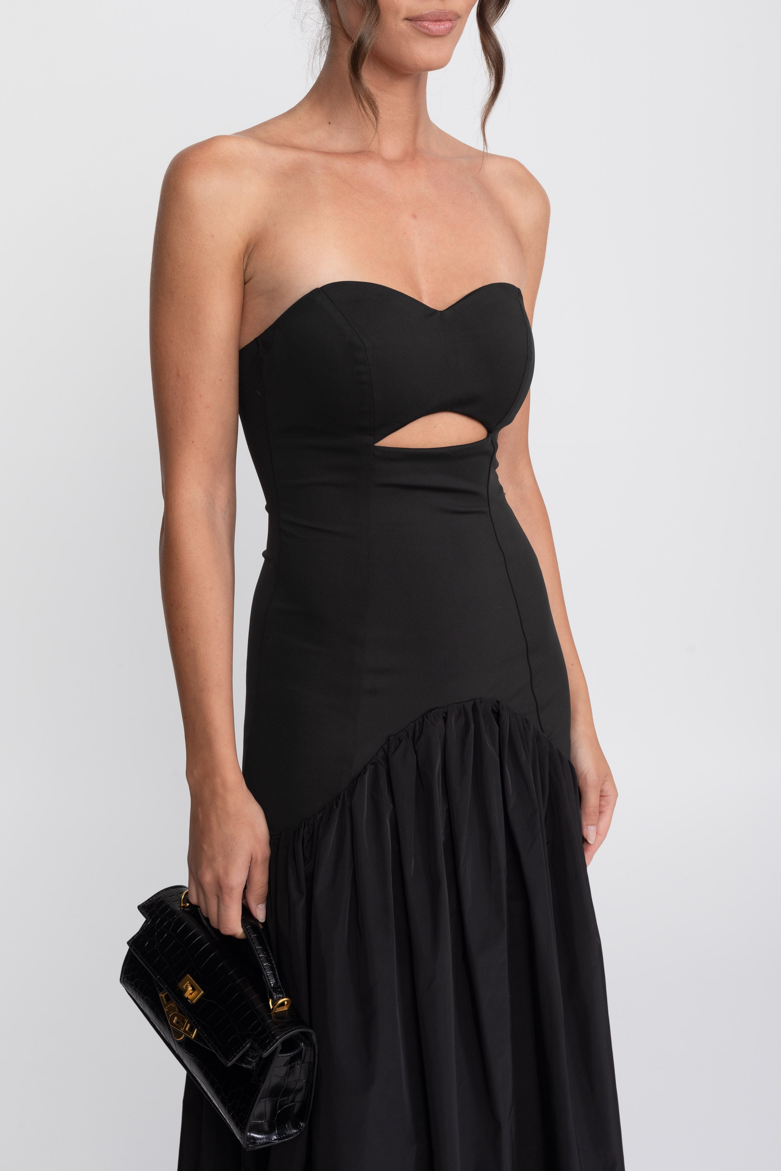 Cutout Sweetheart Drop-Waist Gown With Gathered Skirt - Black