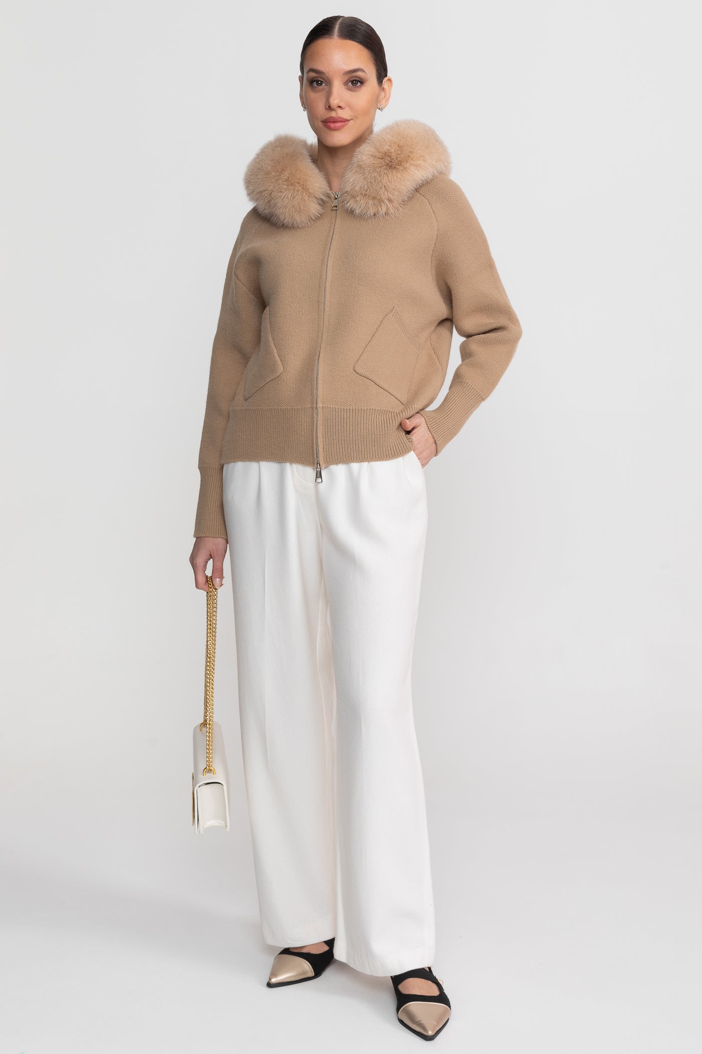 Hanorac din lână cu fermoar și guler din blană de vulpe – Maro 