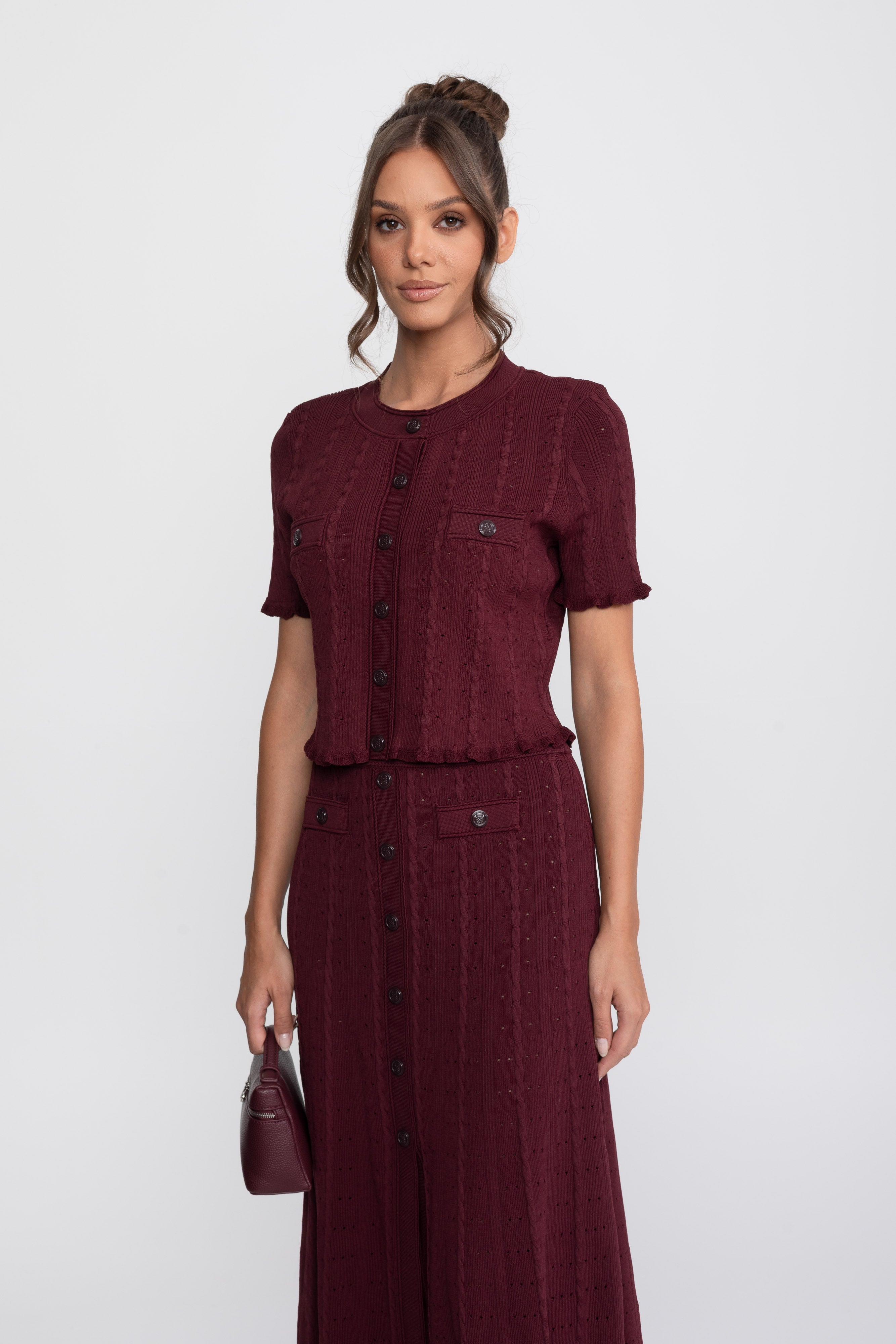 Set tricotat ribat coordonat cu cardigan cu nasturi în față și fustă maxi asortată - Burgundy 