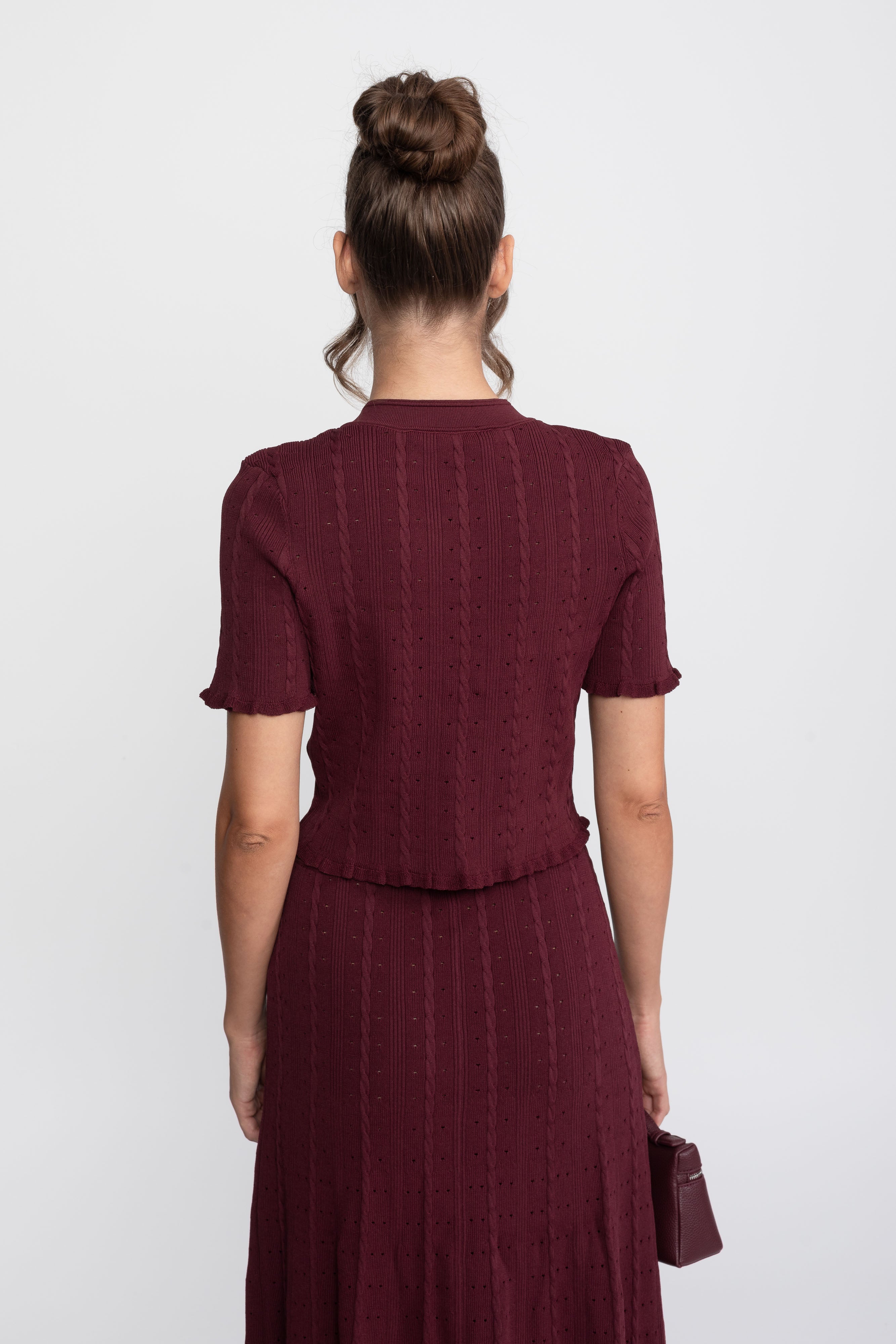 Set tricotat ribat coordonat cu cardigan cu nasturi în față și fustă maxi asortată - Burgundy 