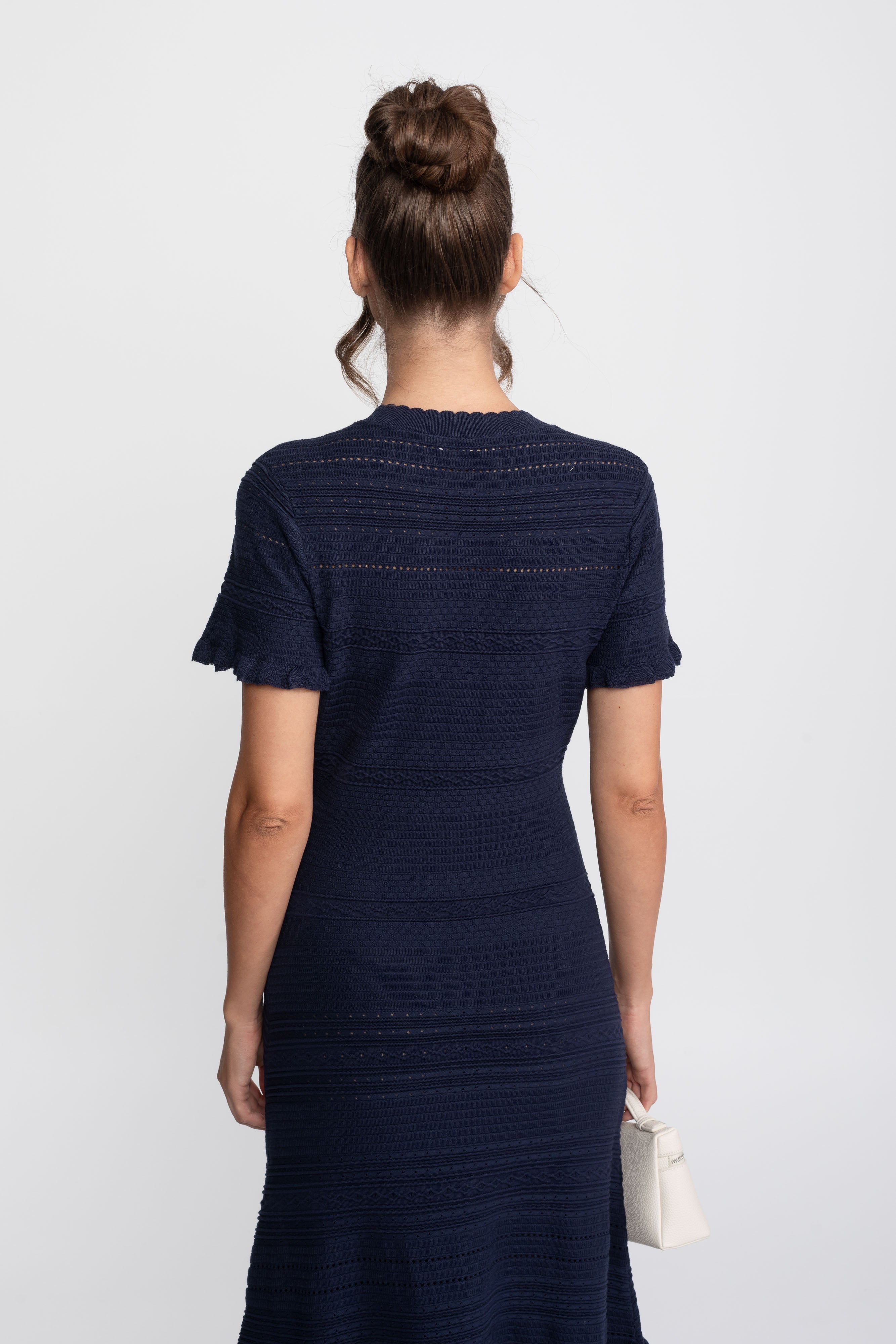 Rochie midi tricotată cu tiv în volane și închidere cu nasturi în față - Navy 