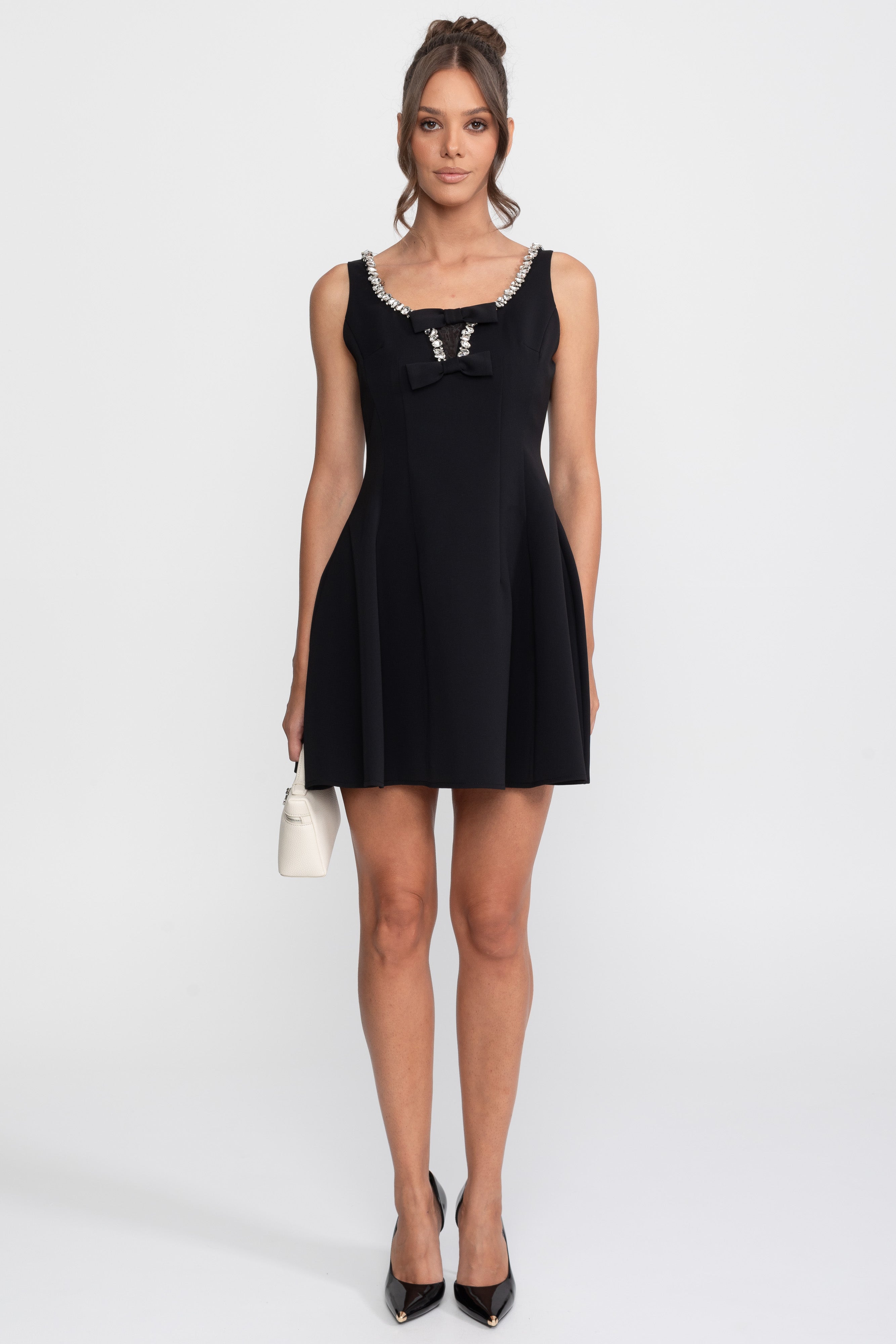 Rochie mini fit-and-flare cu garnitură de cristale și funde la piept - Negru 