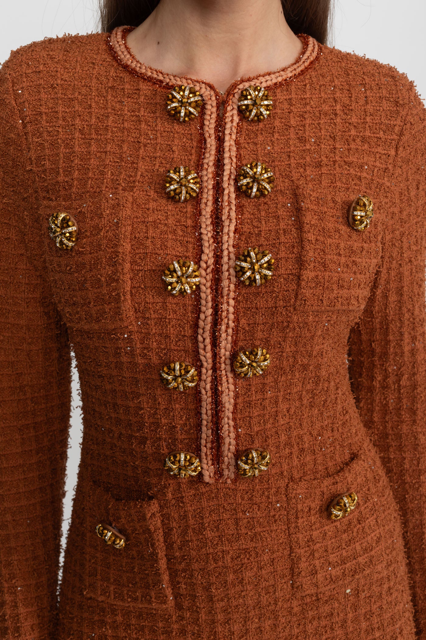 Rochie midi din tweed texturat cu detaliu de nasturi cu cristale – Ruginiu 