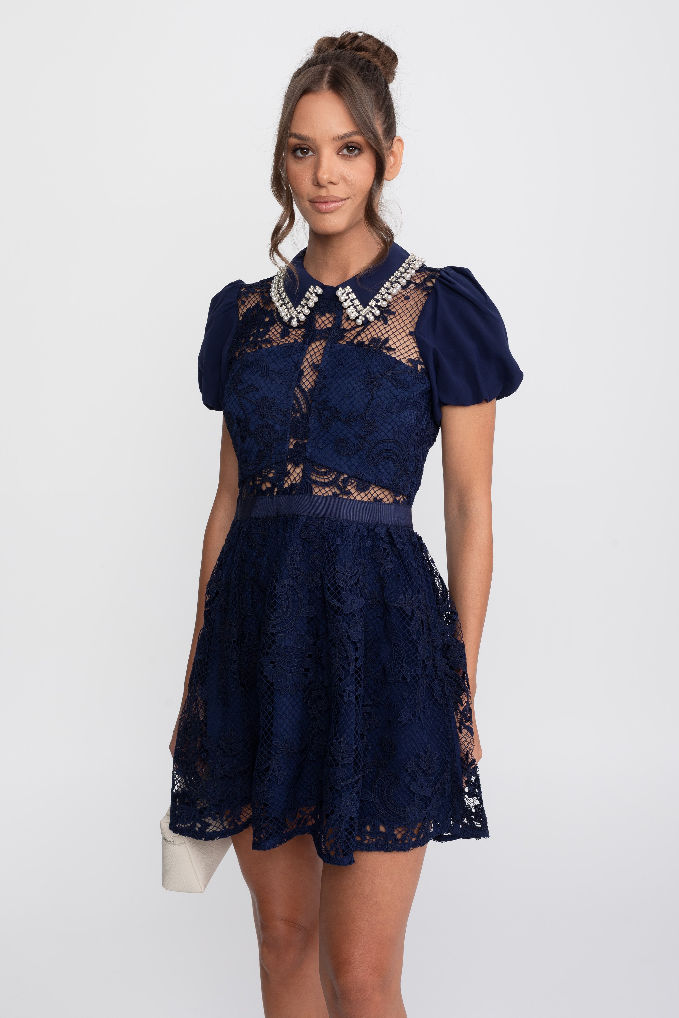 Rochie mini din dantelă cu mâneci bufante și guler cu perle - Navy 