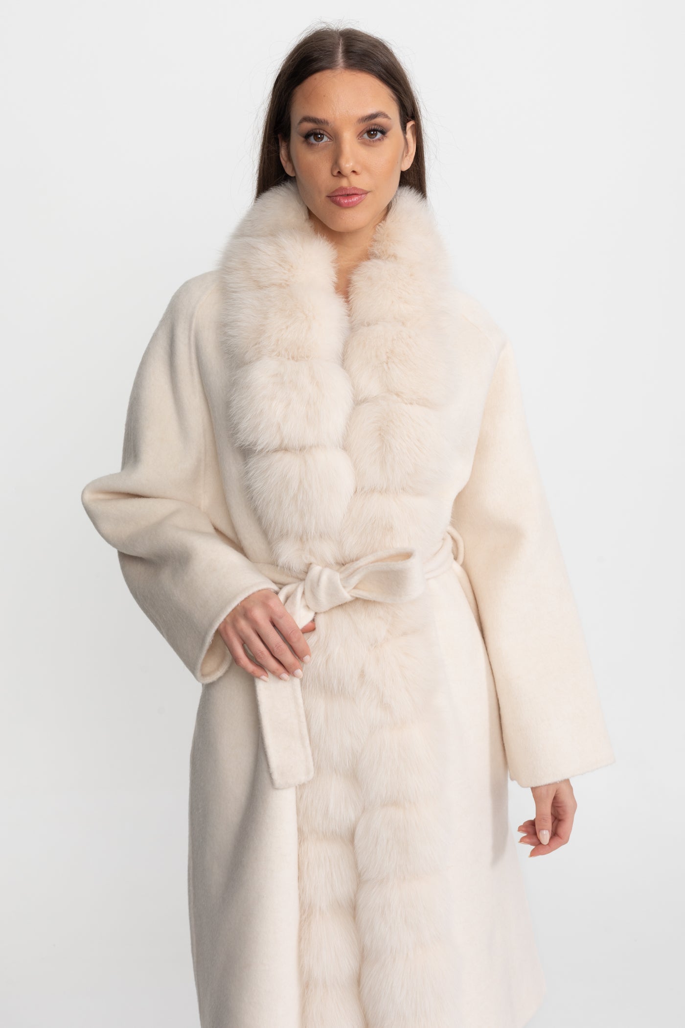 Wool Long Coat with Fox Fur Front – Ivoire