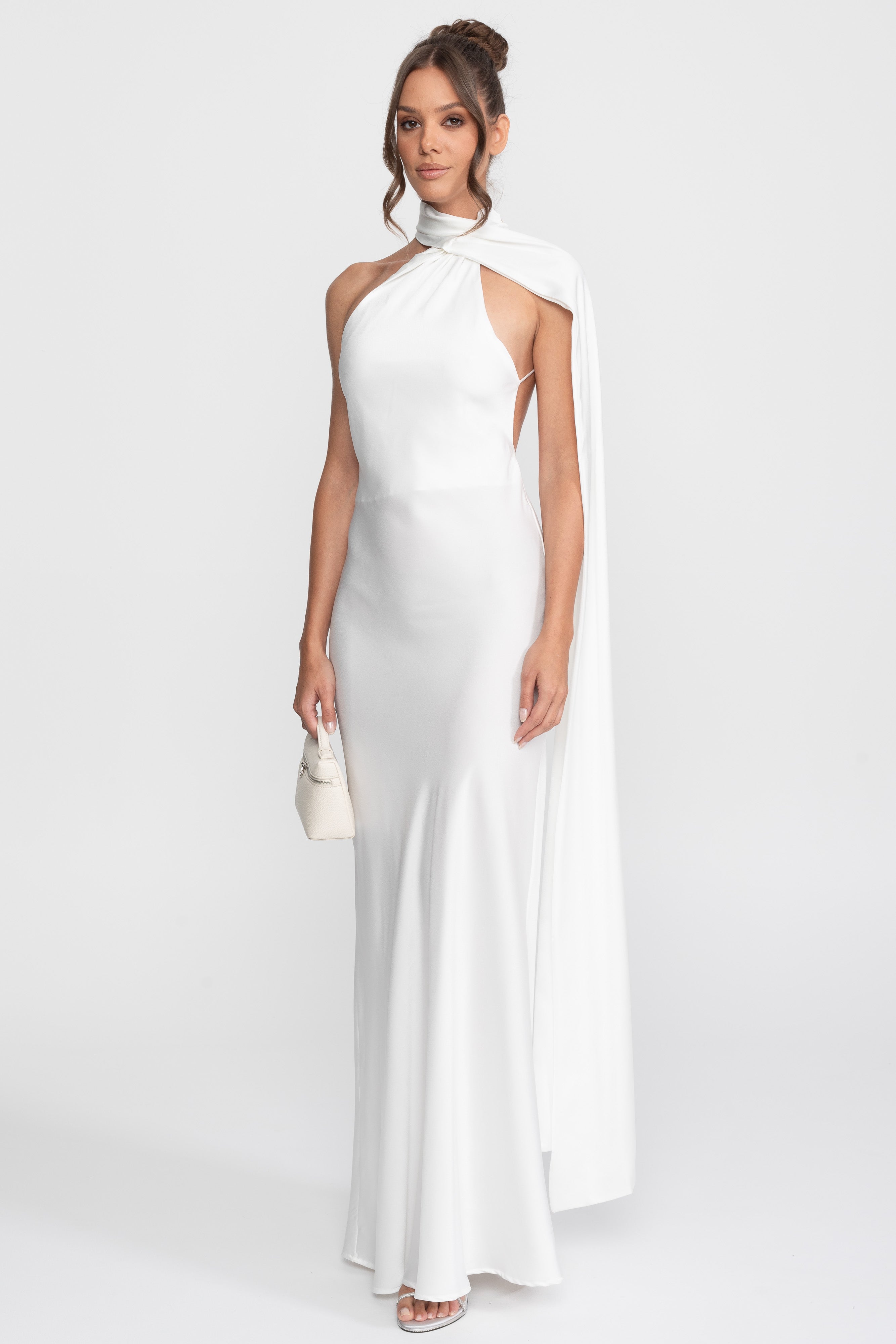 Rochie slip din satin cu halter răsucit și decolteu asimetric - Alb 