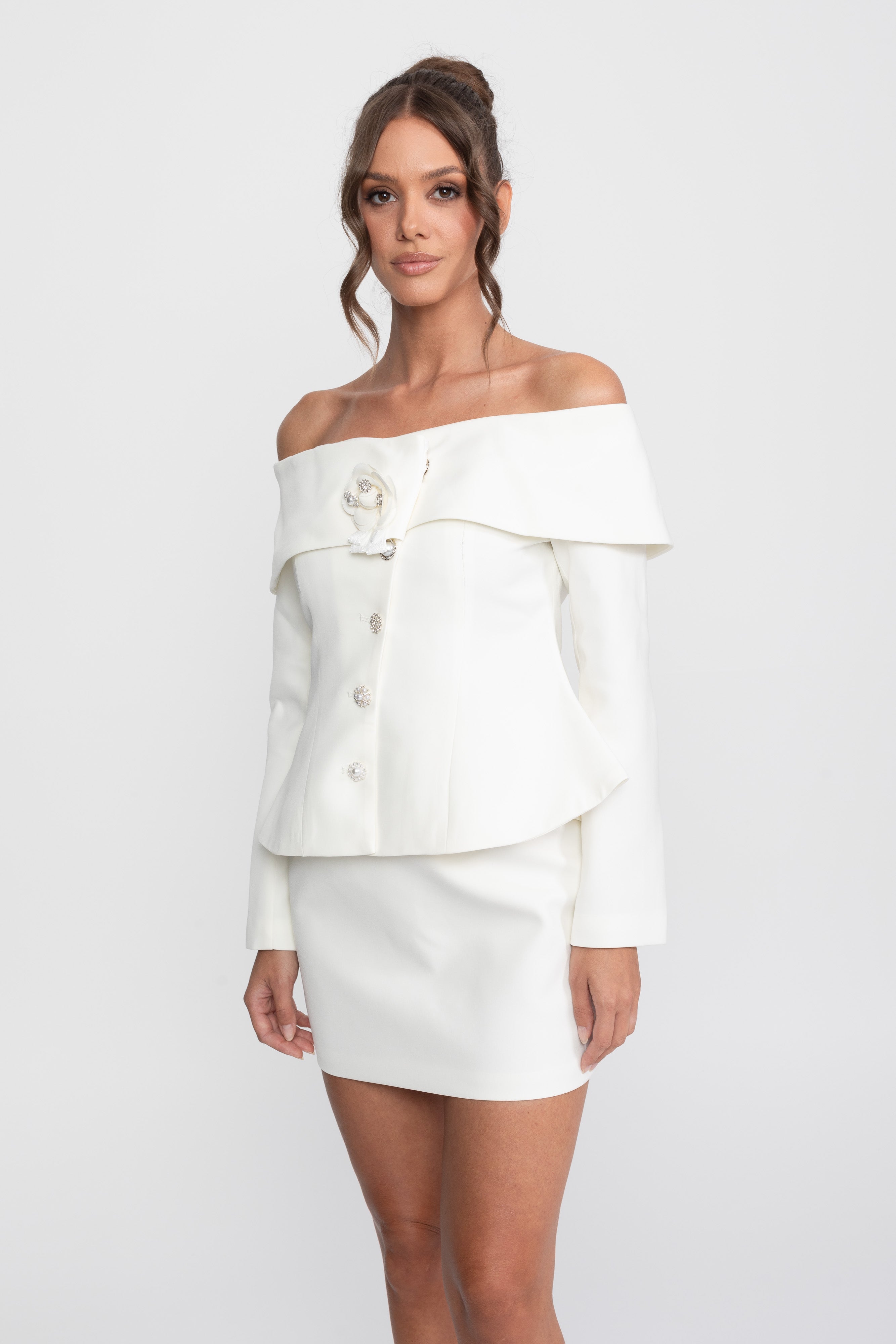 Set elegant coord cu top peplum off-shoulder și fustă mini - Alb 