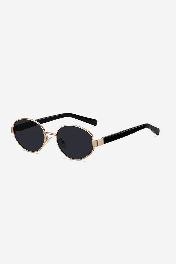 Vintage-Inspired Oval Sunglasses with Slim Gold Frame and Bold Acetate Temples – Black